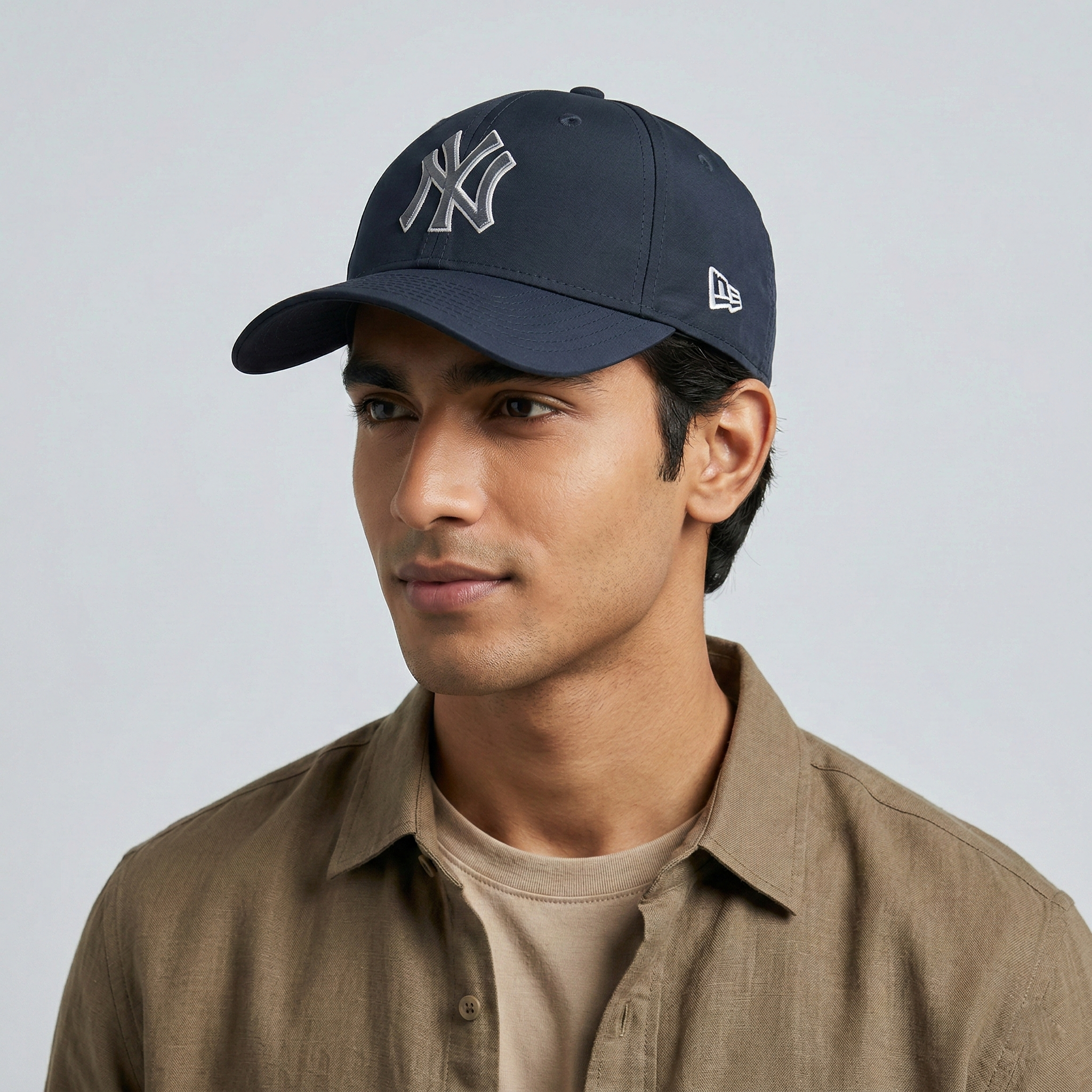 New Era 9FORTY New York Yankees Navy Blue Thrifted Adjustable Cap