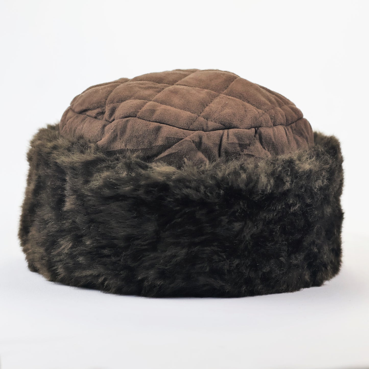 Golden FUR Black Ribbed Thrifted Beanie – Signature Logo Patch Winter Hat