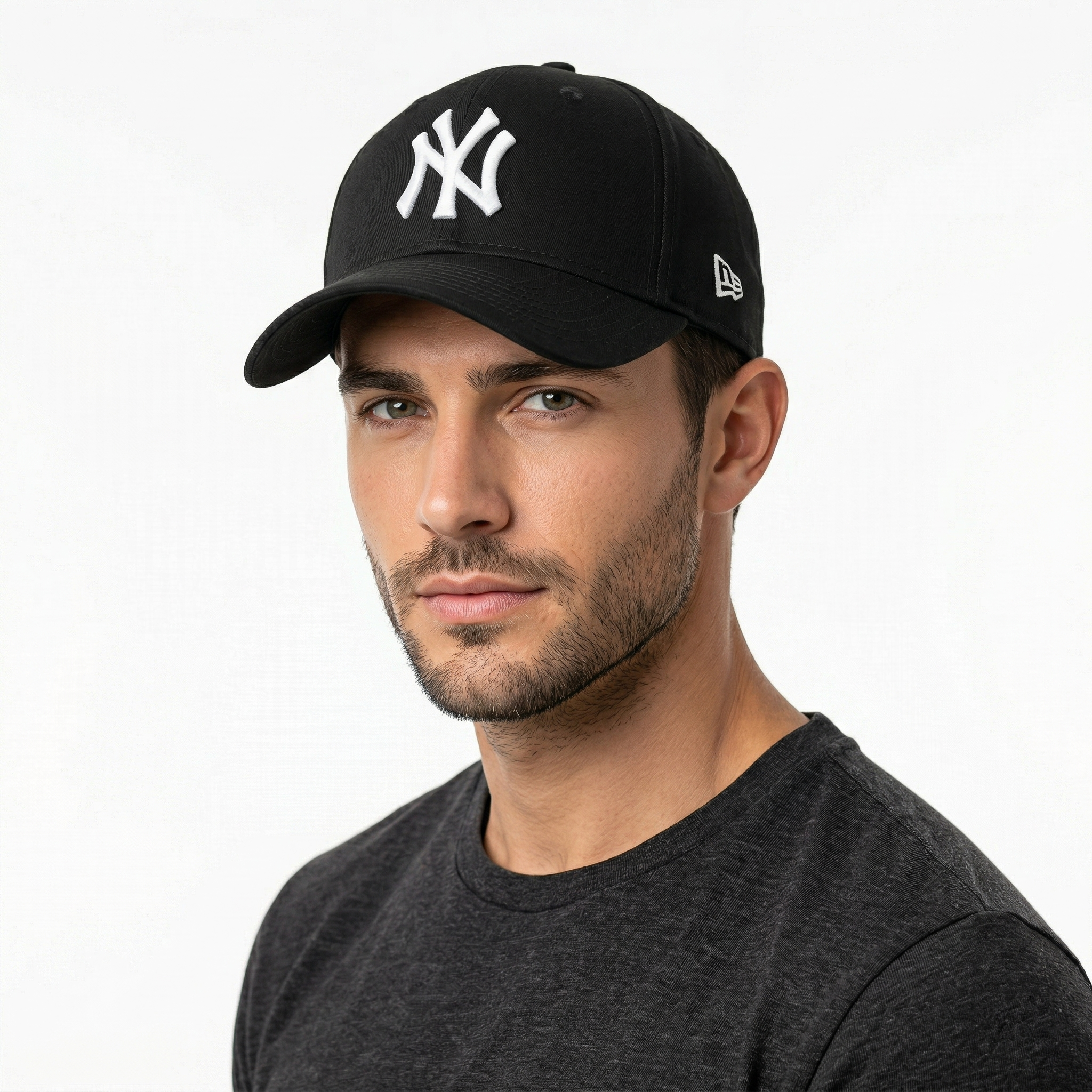 New Era 9FORTY New York Yankees Adjustable Thrifted Cap - Black & White