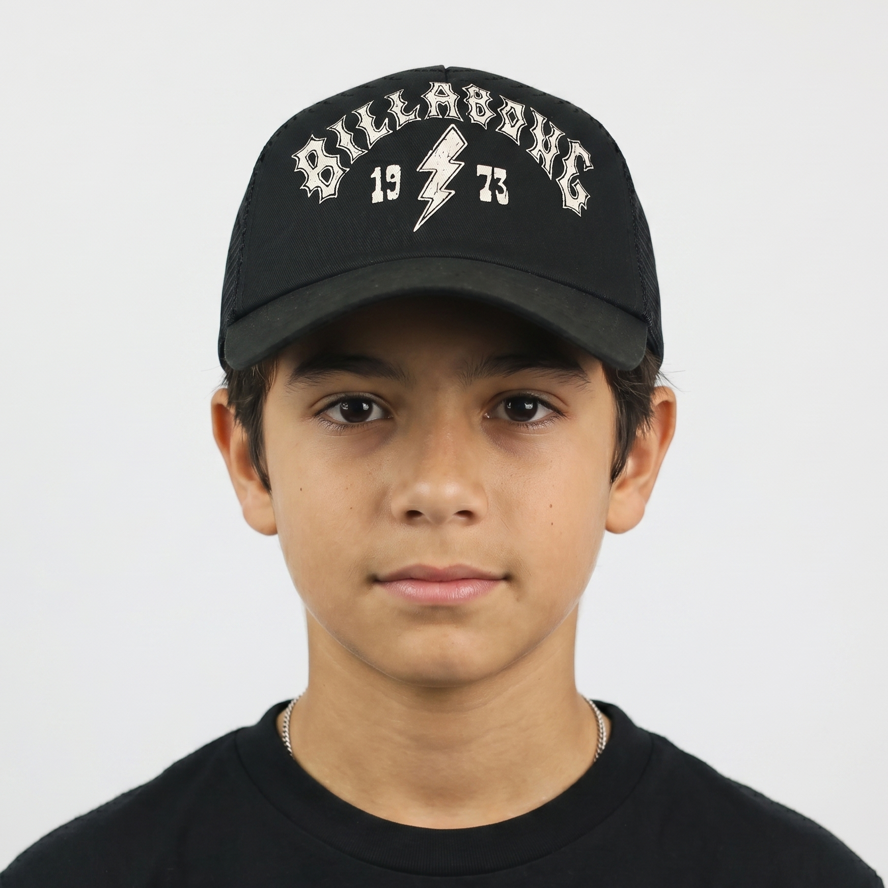 Billabong 1973 Graphic Mesh Back Trucker Hat in Black