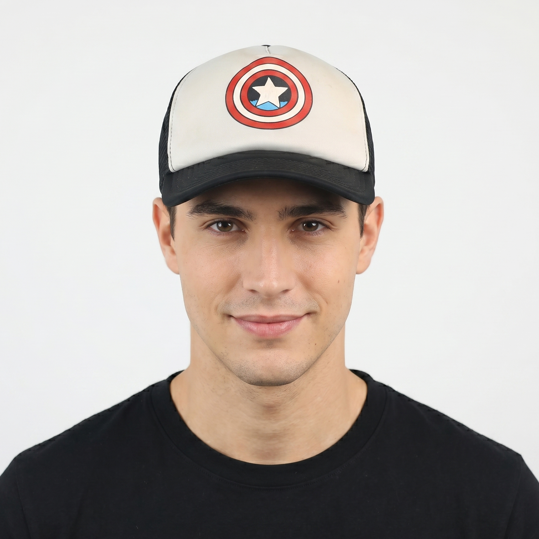 Vintage Marvel Captain America Mesh Trucker Cap - Black & White Snapback