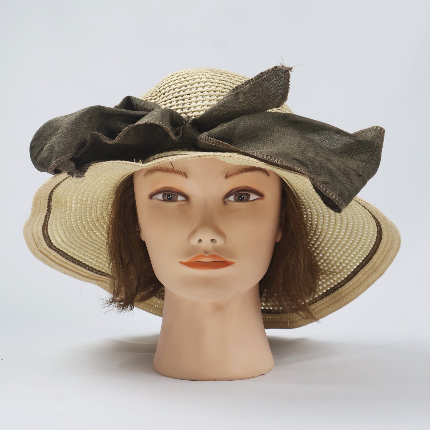 Romantic Wide-Brim Sun Hat with Oversized Bow