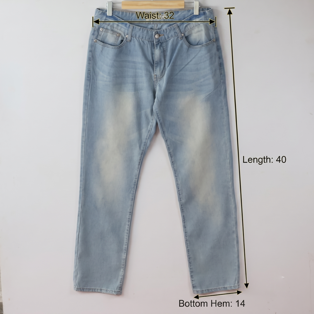 Thrifted Men's Diva Jean Comfort Fit Light Blue Denim Waist: 32/ J1077