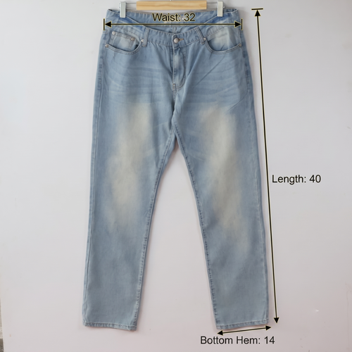 Thrifted Men's Diva Jean Comfort Fit Light Blue Denim Waist: 32/ J1077