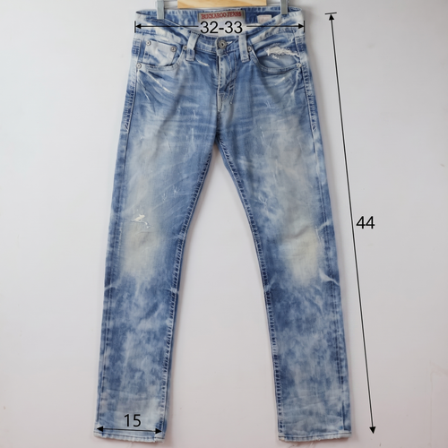Thrifted Men's Buckaroo Jeans Distressed Light Blue Denim Waist: 32-33/ J1081