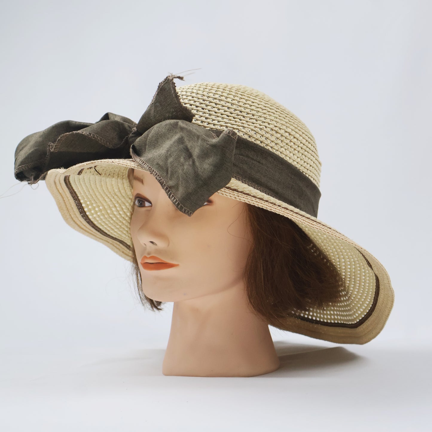 Romantic Wide-Brim Sun Hat with Oversized Bow