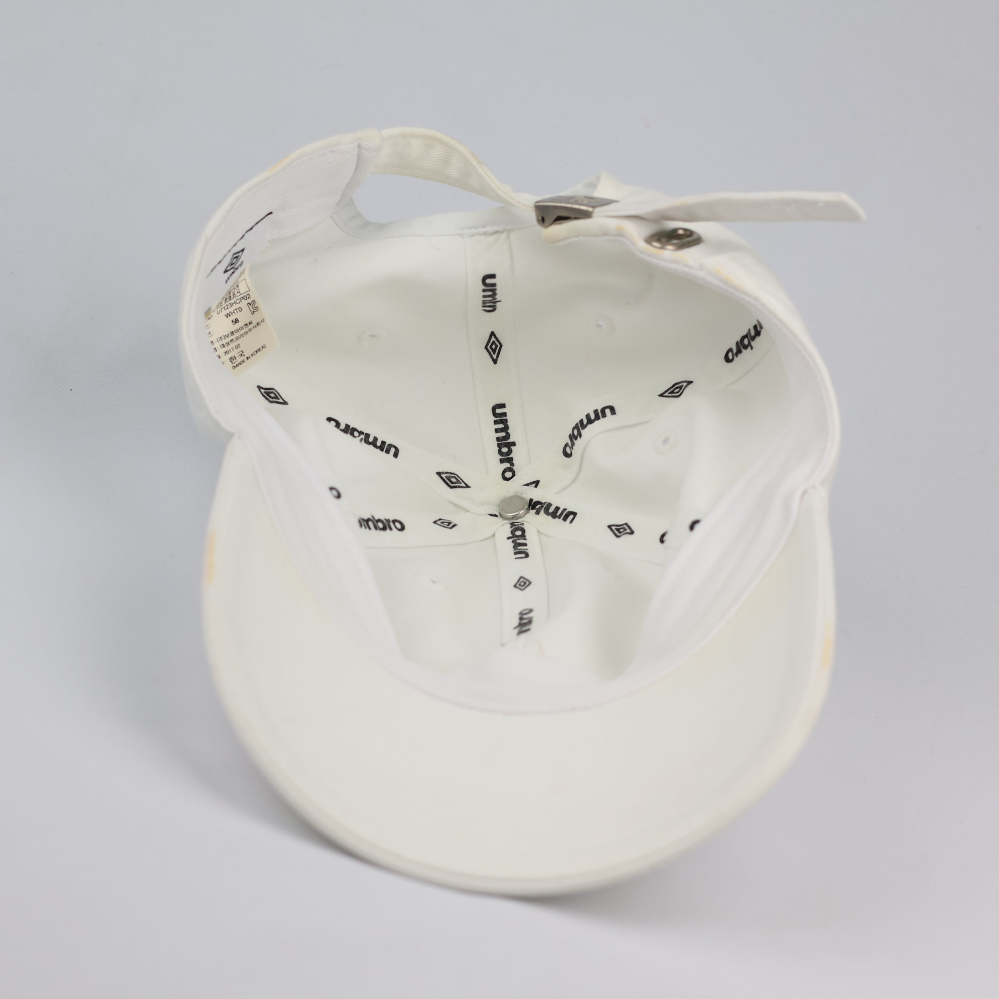 Minimalist Cream Umbro Strapback Baseball Thrifted Cap