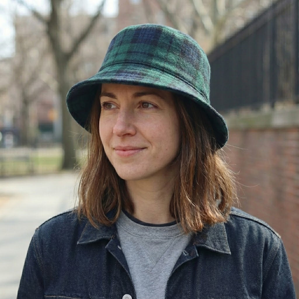 Adult Unisex Green/Black Striped Cap - Winter Style Headwear