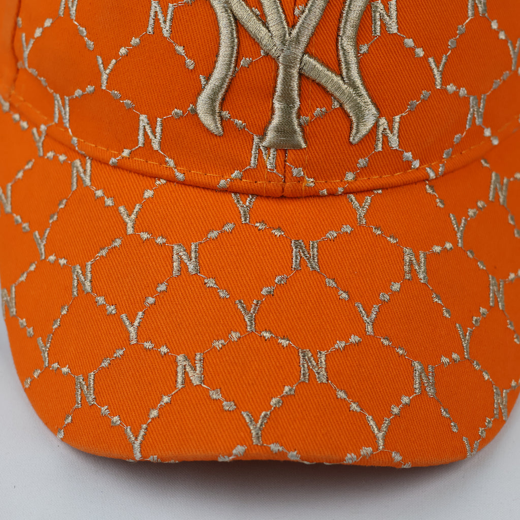 Thrifted NY Yankees All-Over Print Embroidered Hat | 55-57 cm