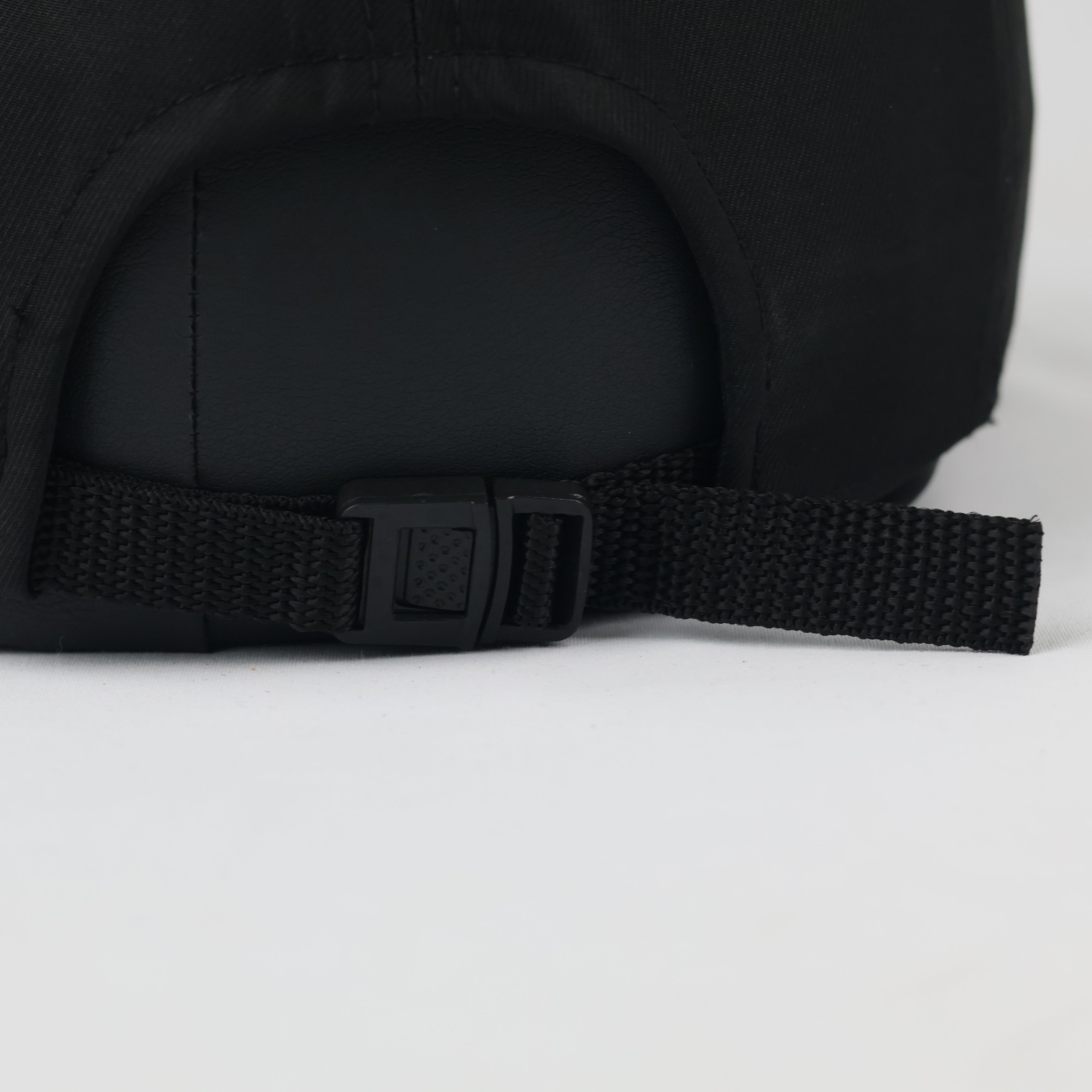 Thrifted Fieldway Sport 5-Panel Hat | Quick-Dry Athletic Cap