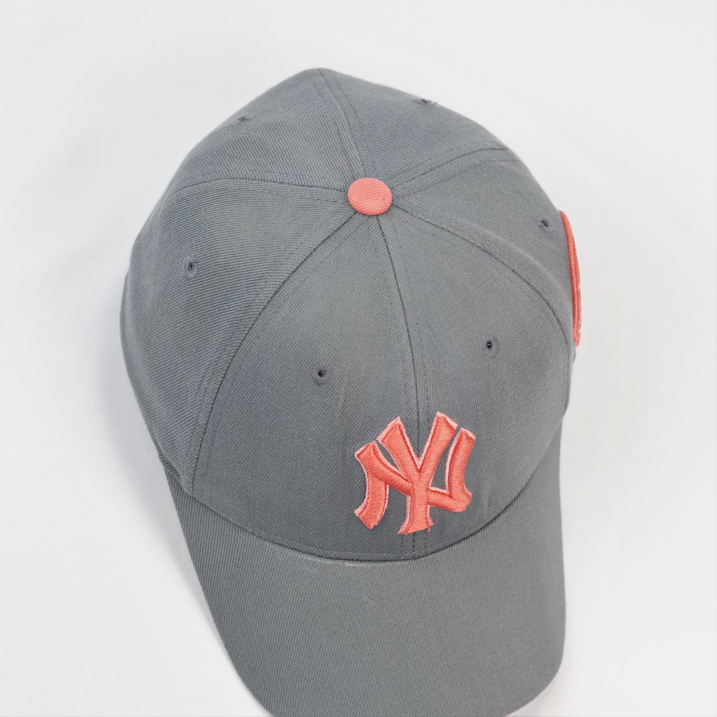 New York Yankees MLB Grey & Salmon Baseball Thrifted Cap - Embroidered NY Hat