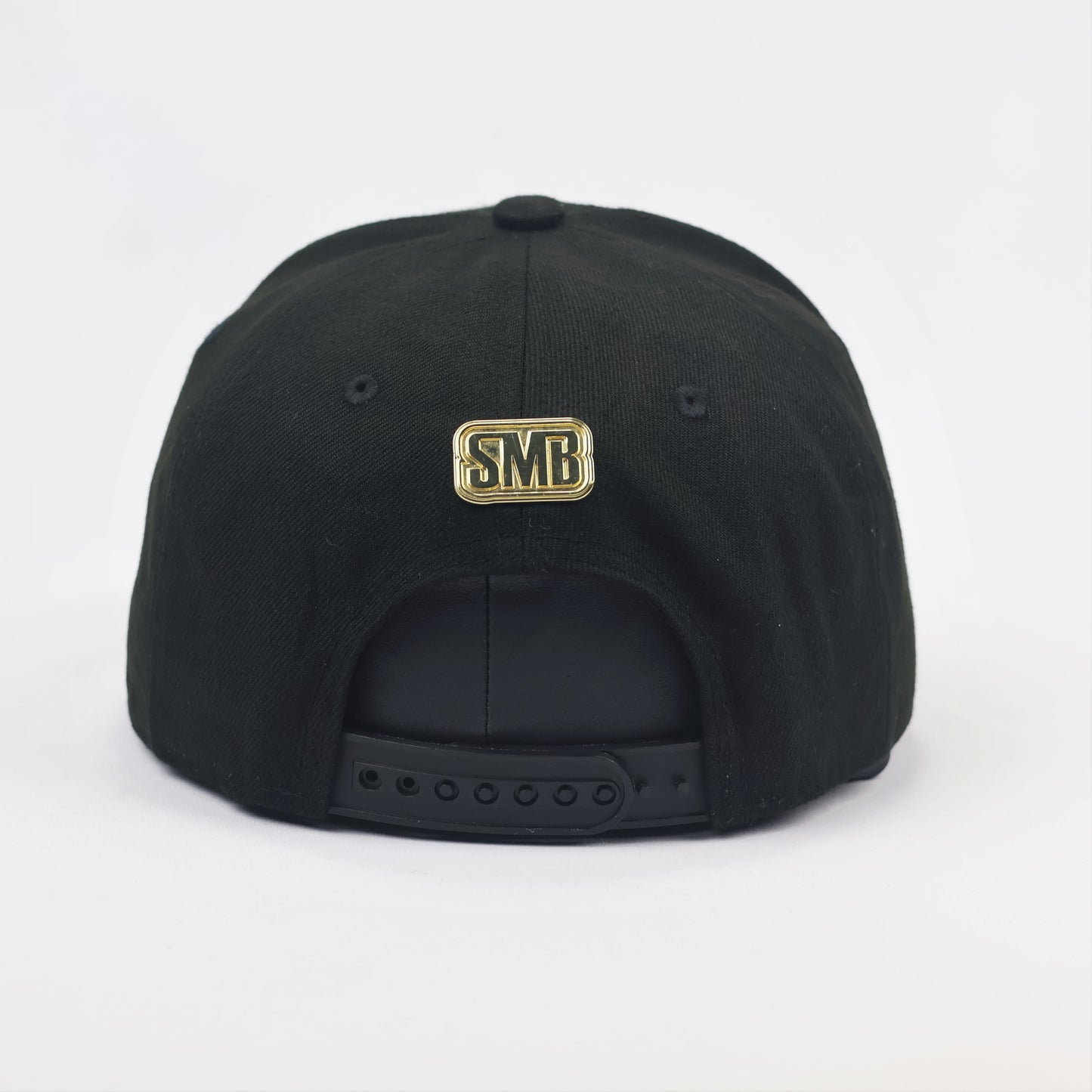 Super Massive Bound Black Snapback Thrifted Hat - Gold Metallic "B" Logo Cap (56-59cm)