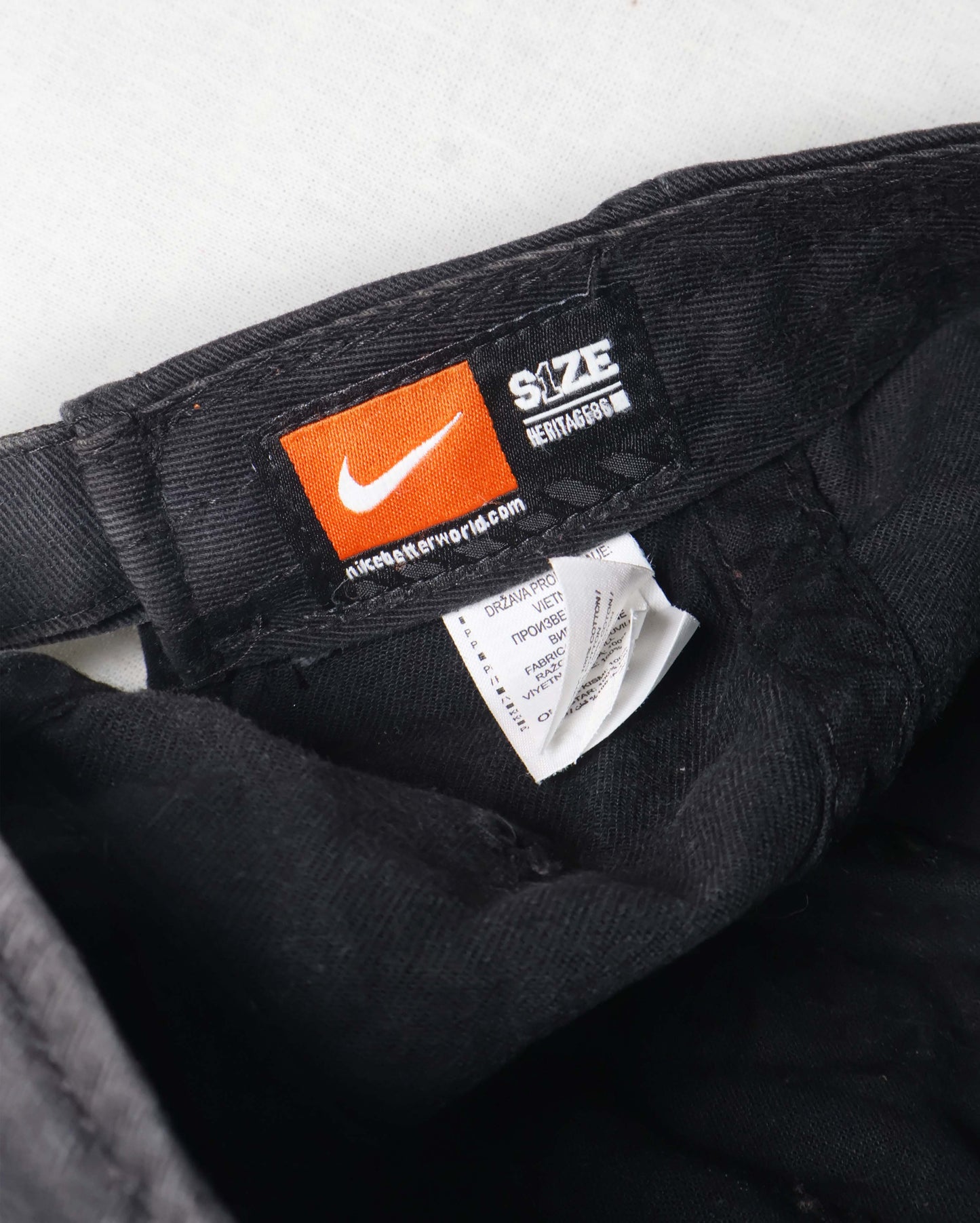 Nike Heritage 86 Adjustable Baseball Cap - Black (Unisex)