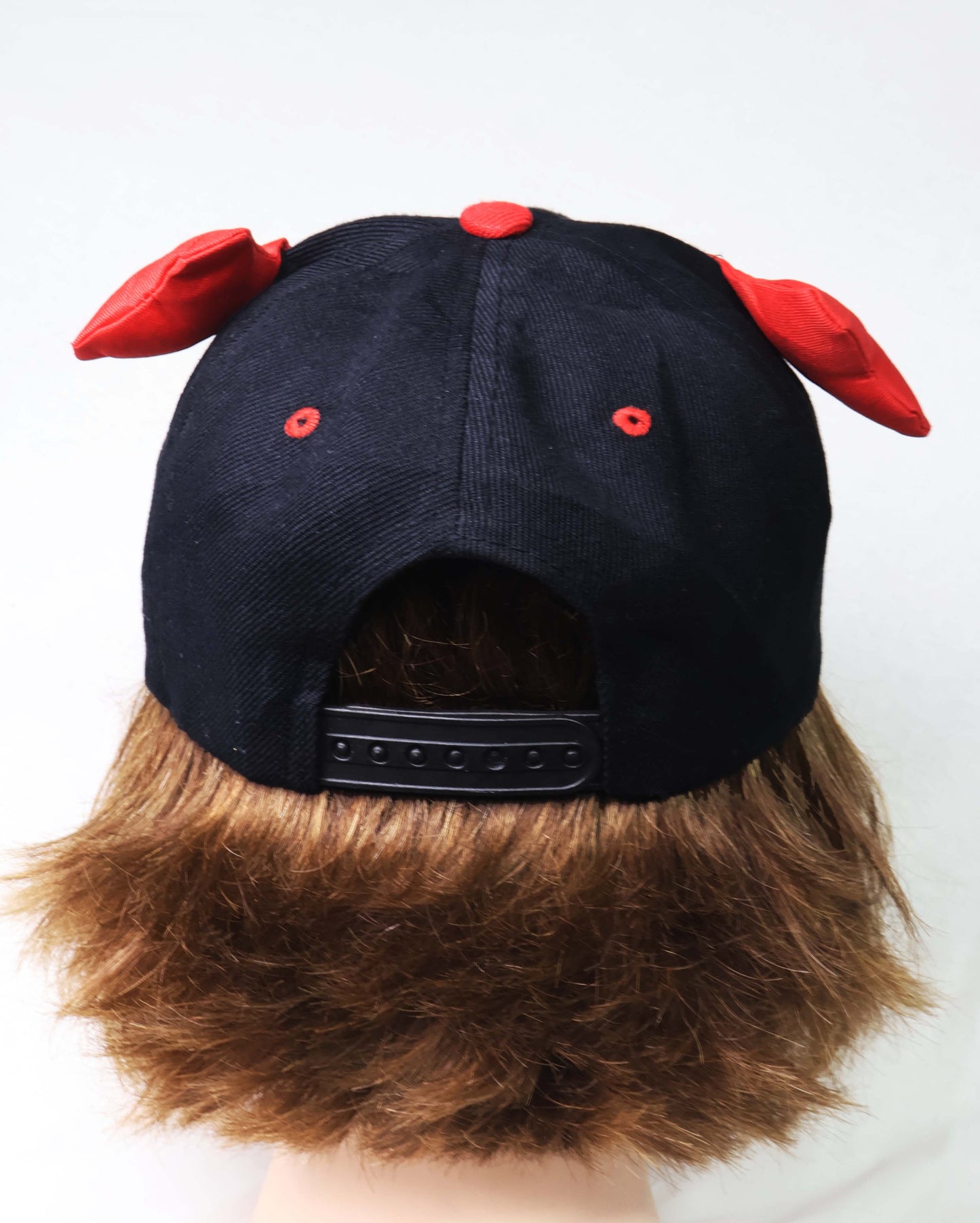 Black & Red Skull Embroidered Cap – Edgy Streetwear Thrift Hat | Unisex Bold Style
