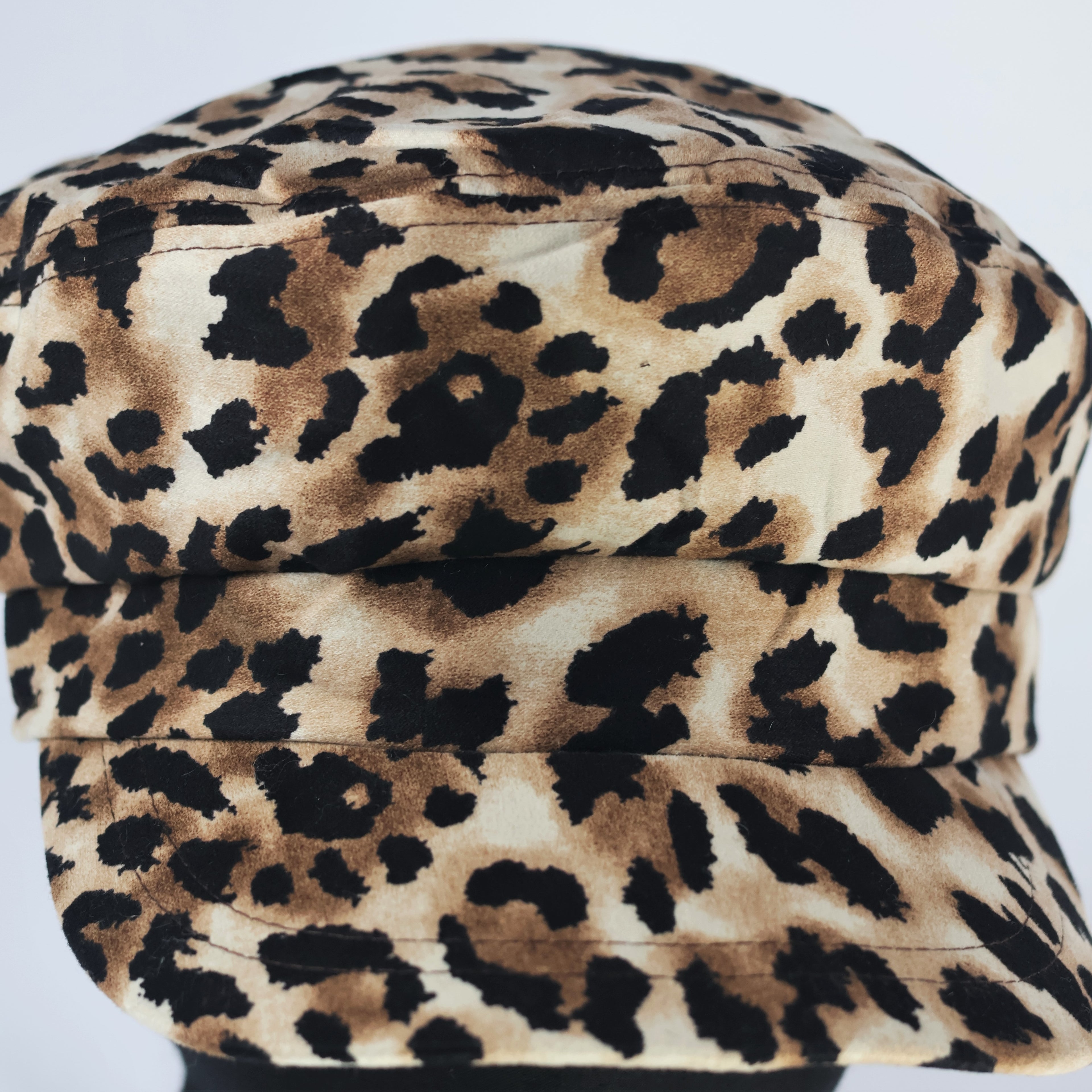 Women’s Leopard Print Rib-Knit Thrifted Beanie – Soft & Cozy Animal Print Winter Hat