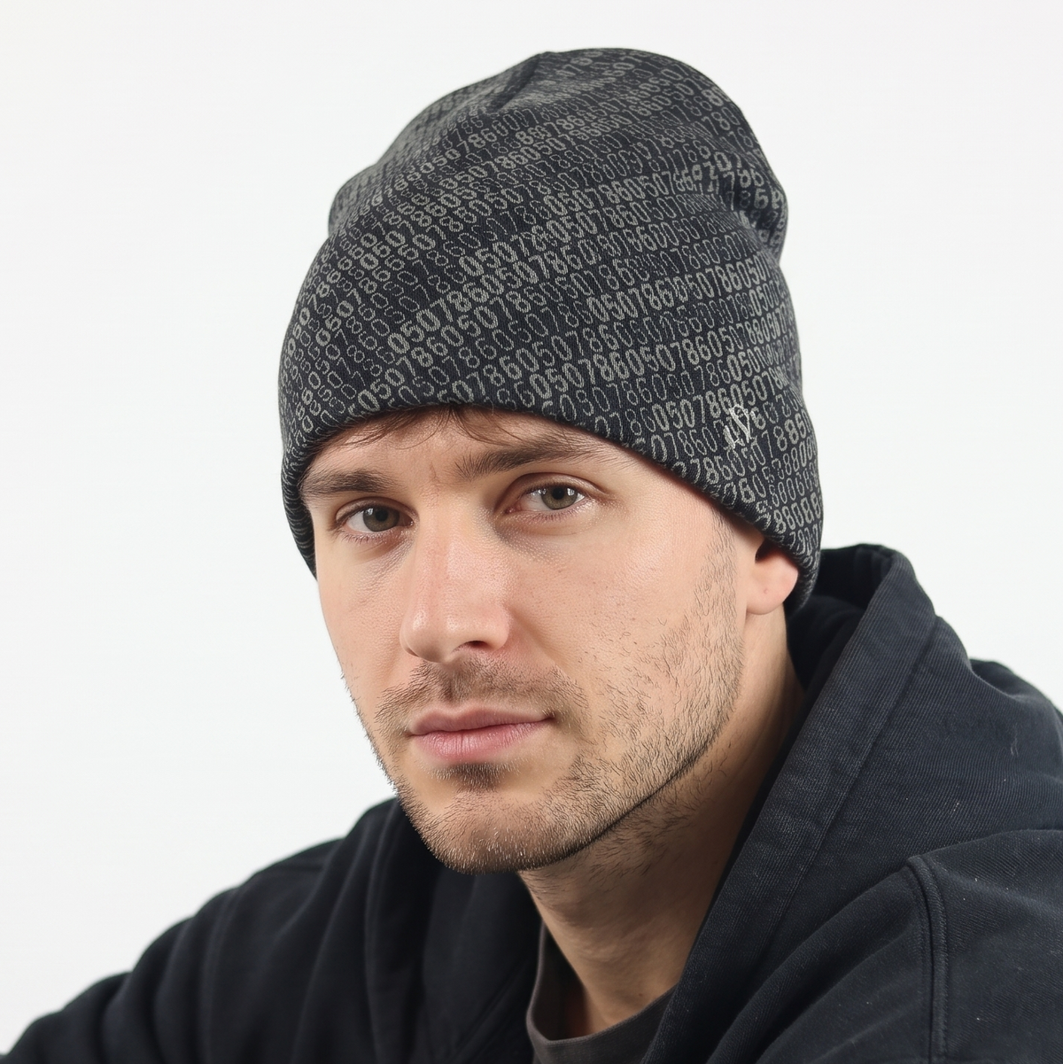 Thrifted H&M Graphic Beanie – Grey Youth/Adult Winter Hat
