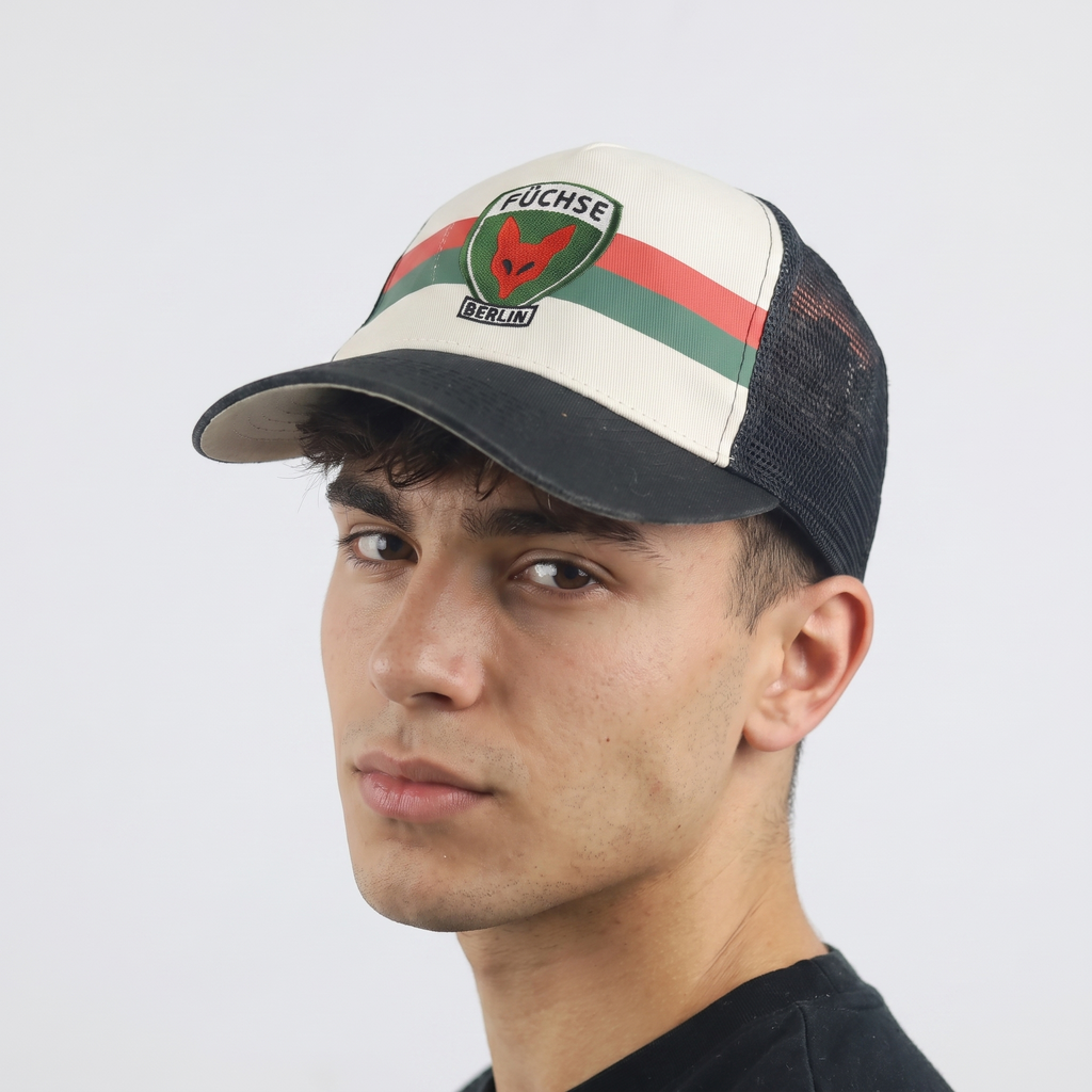 Thrifted Füchse Berlin Off-White & Black Mesh Trucker Cap (56-58 cm)