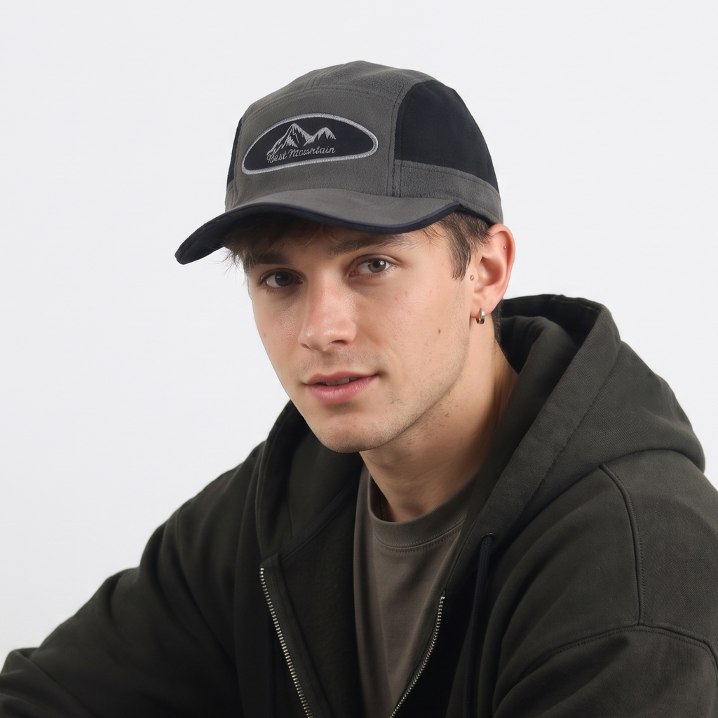 Thrifted Vintage Best Mountain Winter Fleece Cap – Dark Grey / Black (57-59cm) | 11006