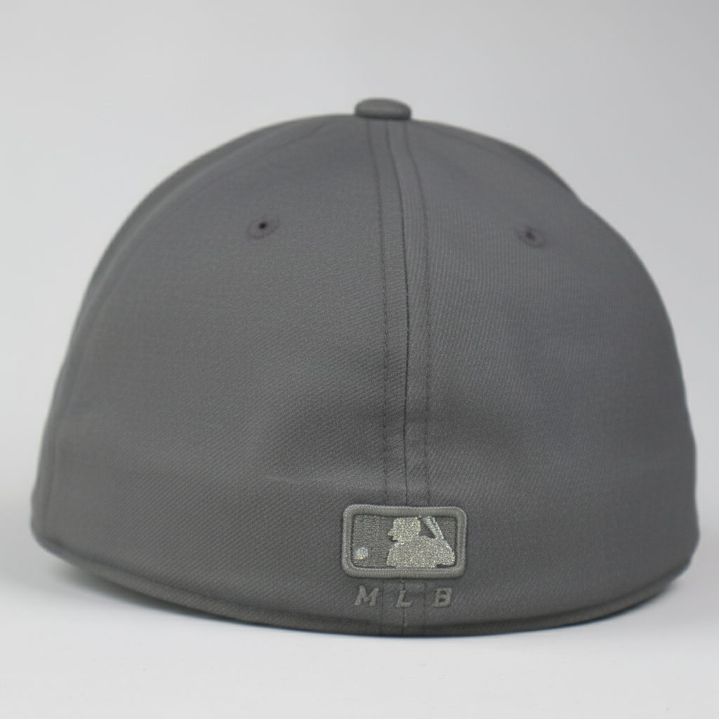 MLB NY Yankees Tonal Flexfit Cap (M-XL)