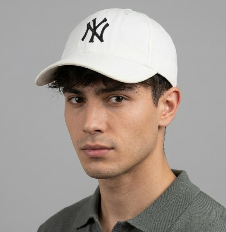 Thrifted New York Yankees Embroidered Cotton Strapback Cap (Size 57–58 cm) | 10834
