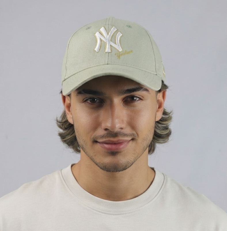 Thrifted MLB New York Yankees Sage Green Curved Brim Cap (56–57 cm)  |10688
