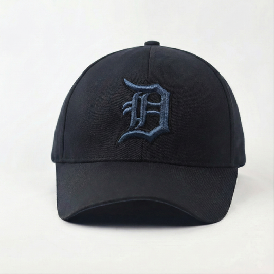 Men's Detroit Tigers from New Era Black MLB Thrifted Cap - Authentic Fitted S-M Size