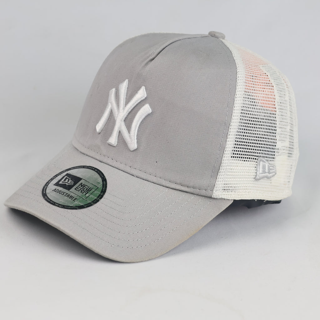 Thrifted New Era NY Yankees Grey Mesh Trucker Cap (57-58cm)   |10660