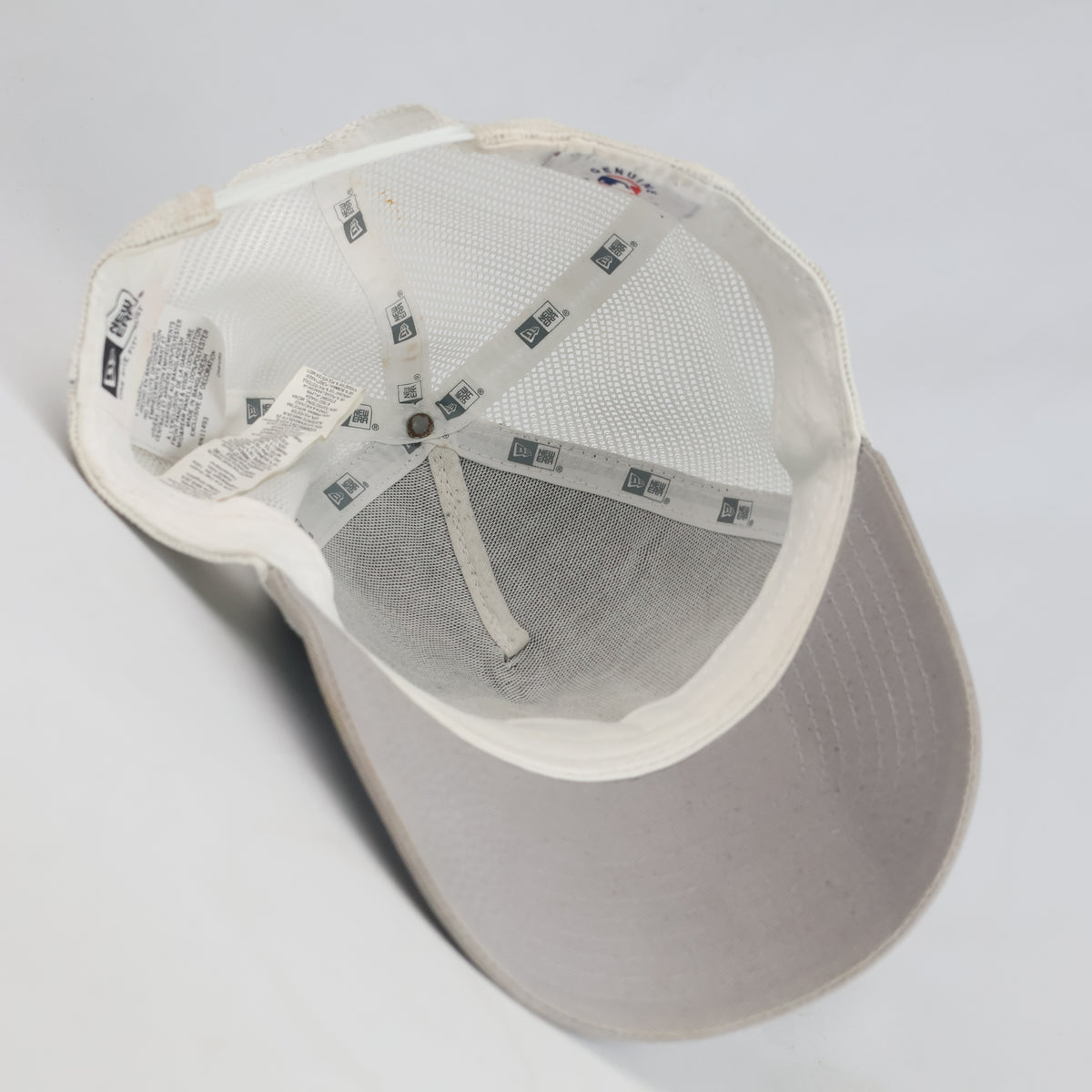 Thrifted New Era NY Yankees Grey Mesh Trucker Cap (57-58cm)   |10660