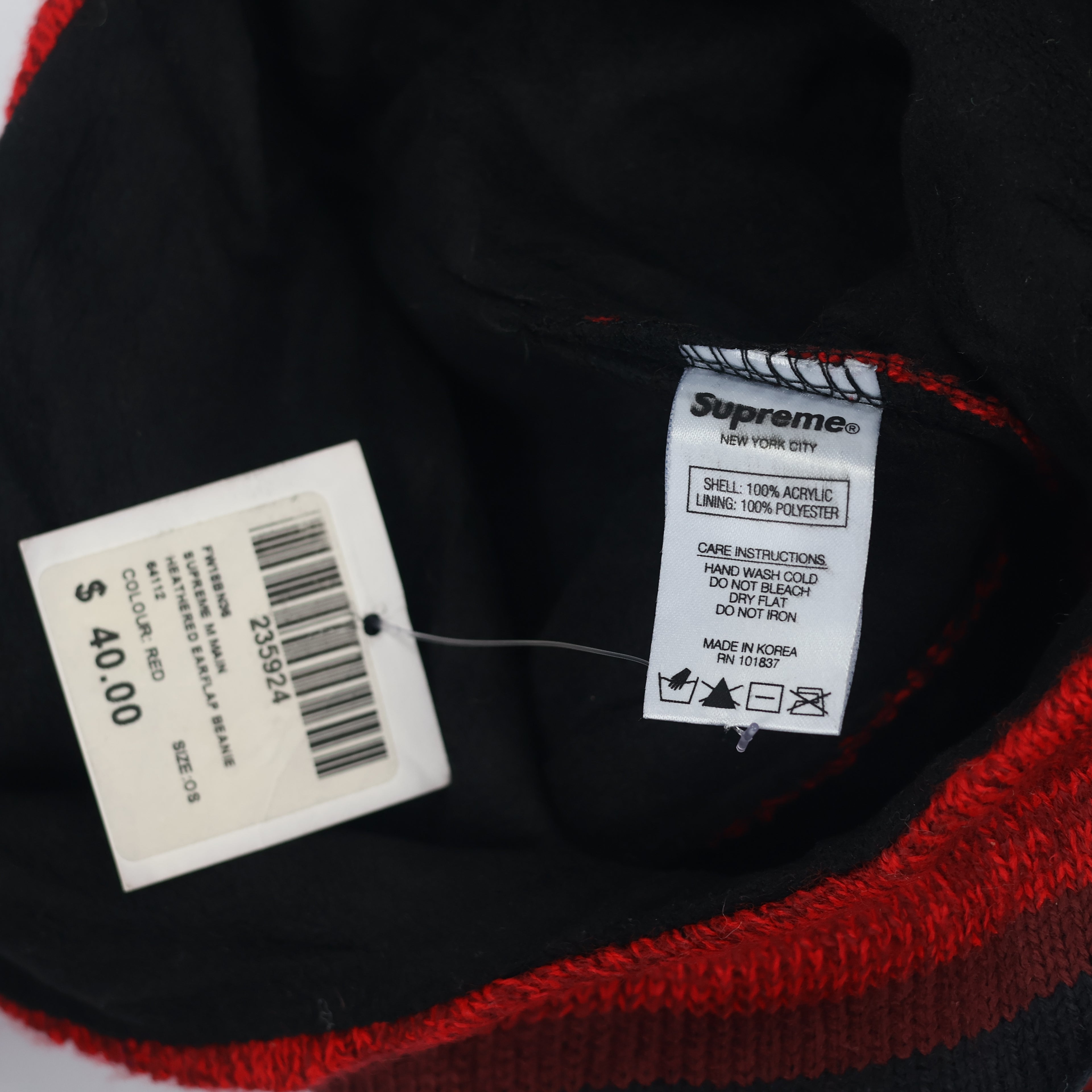 Graphic "Supreme" Text Beanie - Red/Black (Fleece Lined)