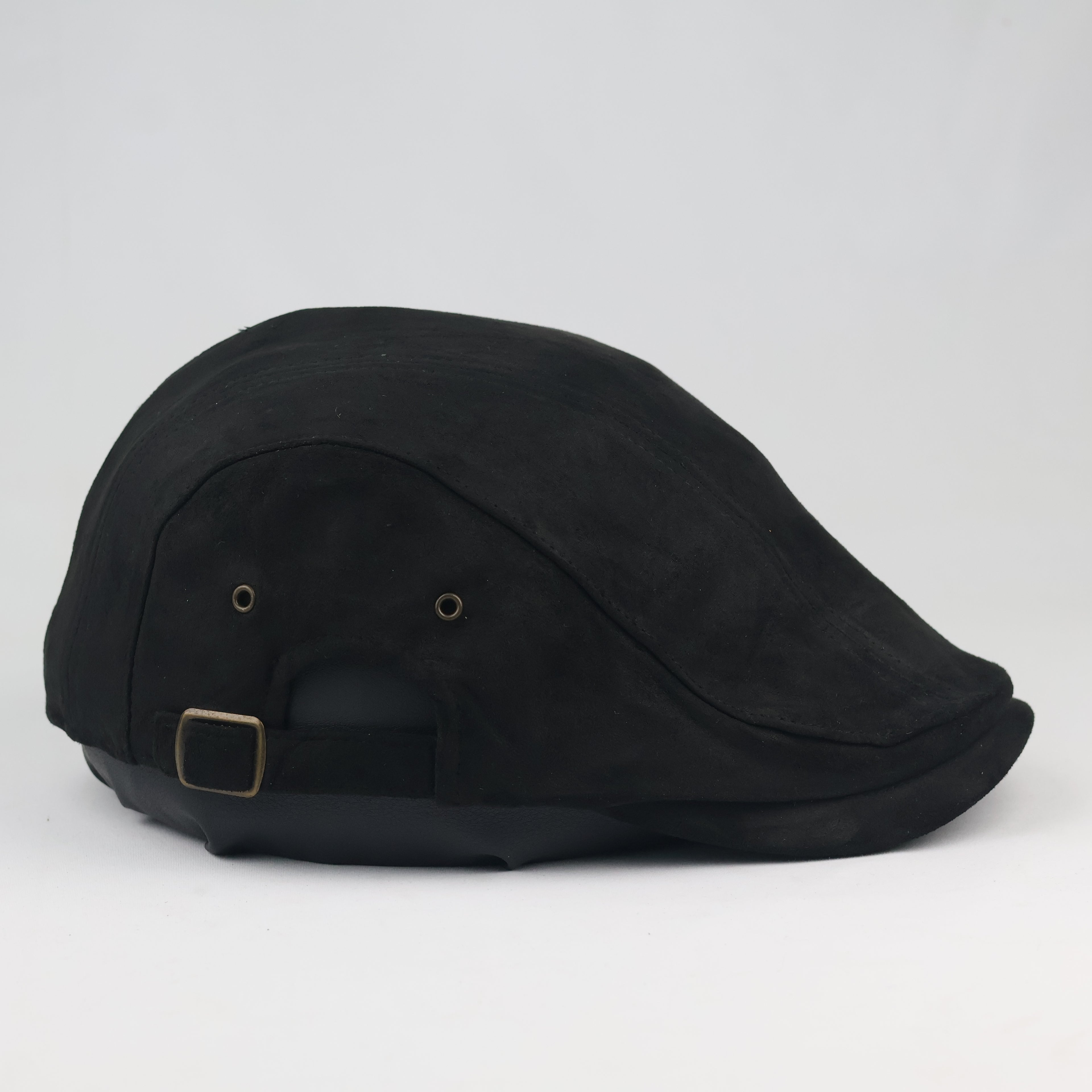 Thrifted MQUM Korea Black Driving Flat Cap - Size 57-59cm