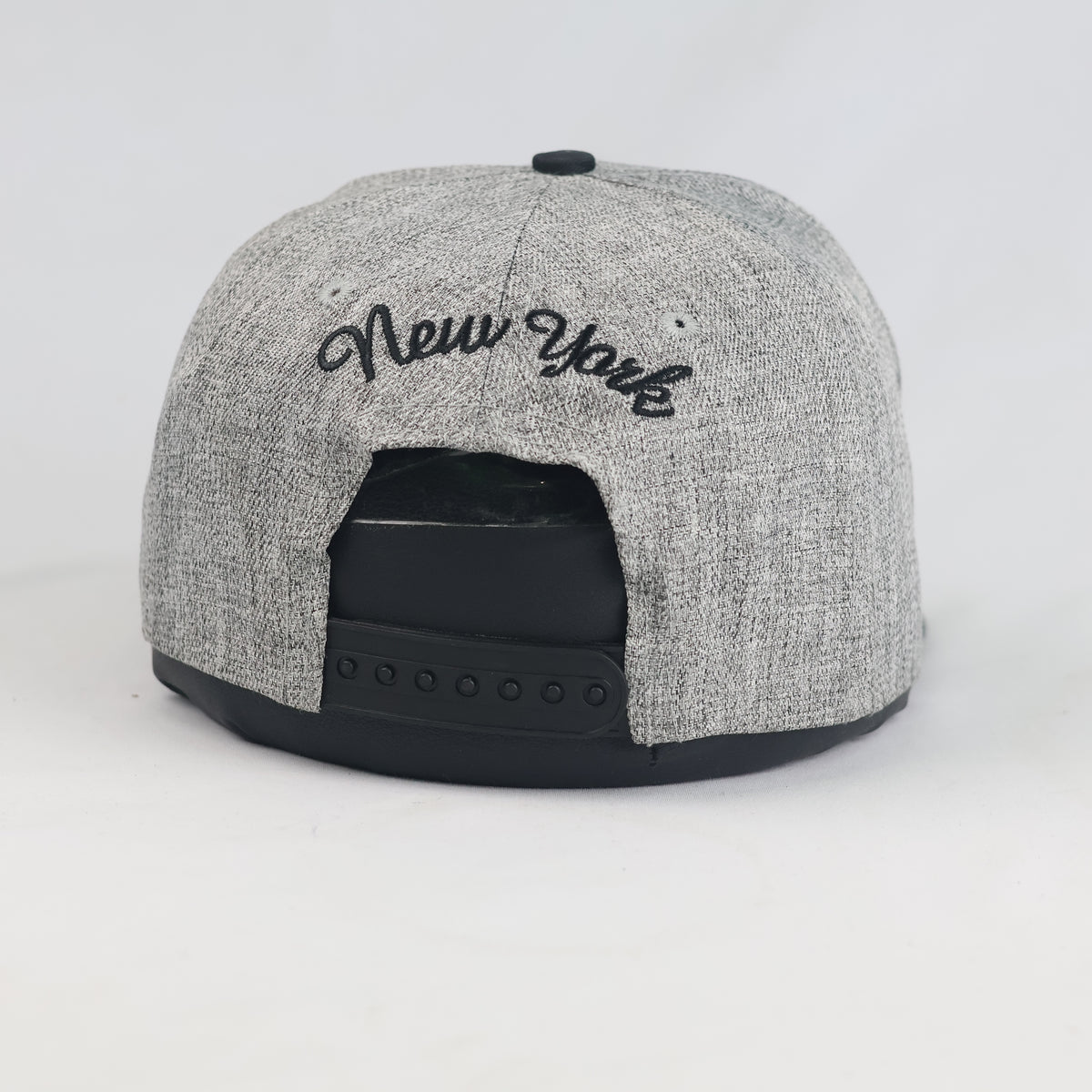 Thrifted Terranova NYC Grey Snapback Cap (56-57 cm) |10710
