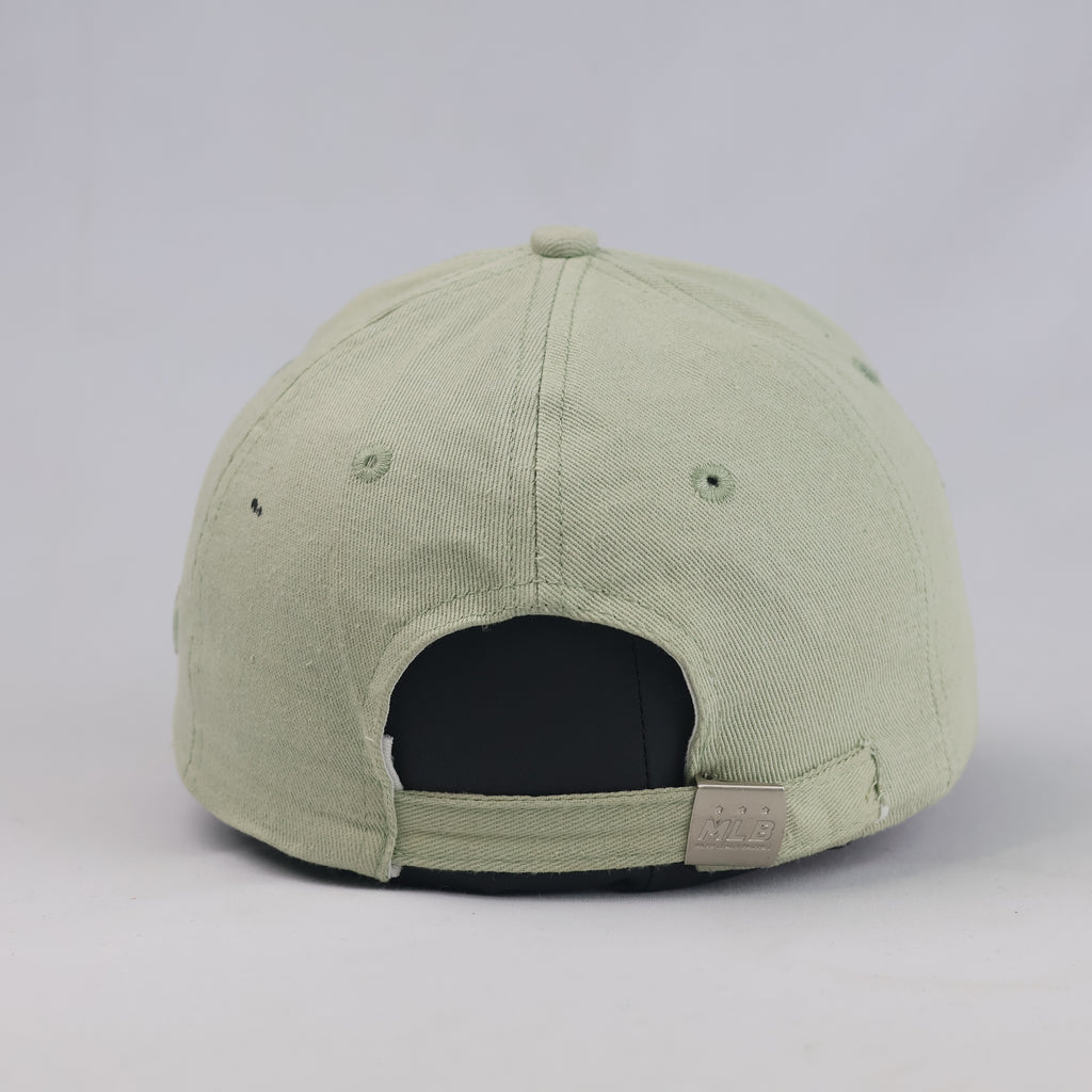 Thrifted MLB New York Yankees Sage Green Curved Brim Cap (56–57 cm)  |10688