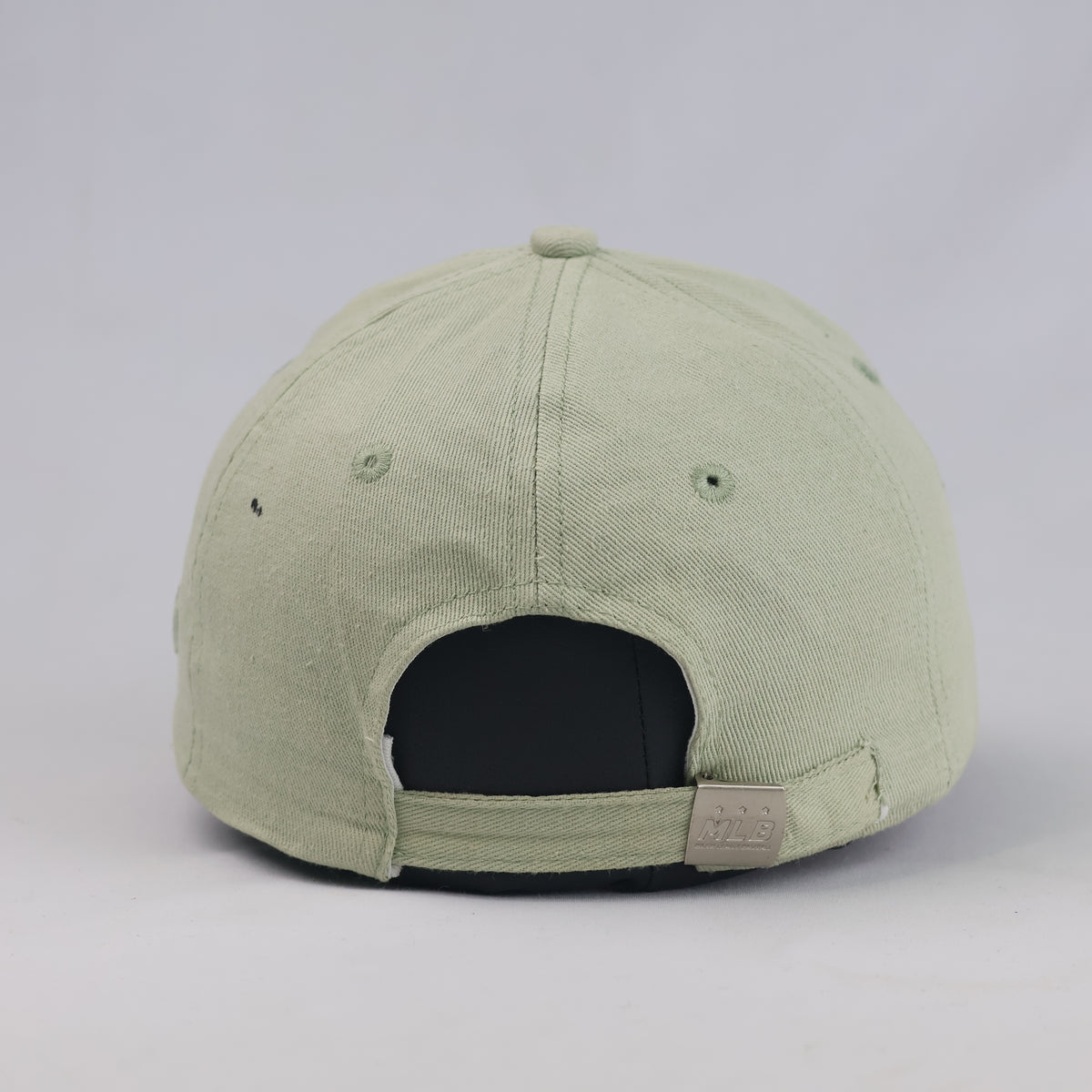Thrifted MLB New York Yankees Sage Green Curved Brim Cap (56–57 cm)  |10688