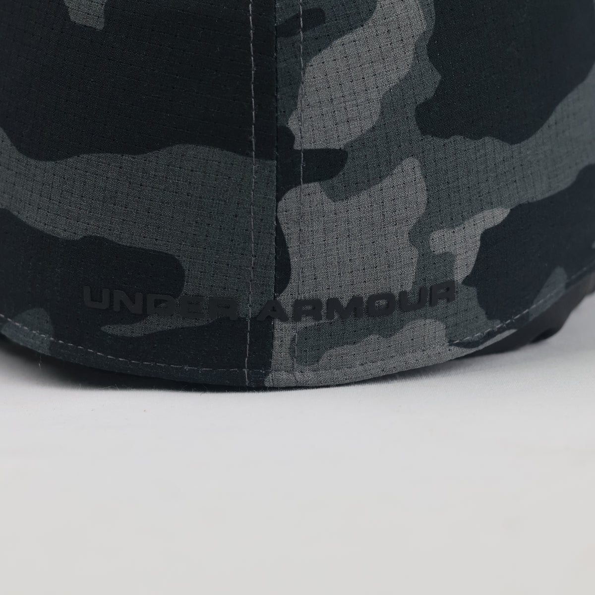 Thrifted Under Armour Men's Grey Camo Sports Cap (57 cm) |10682