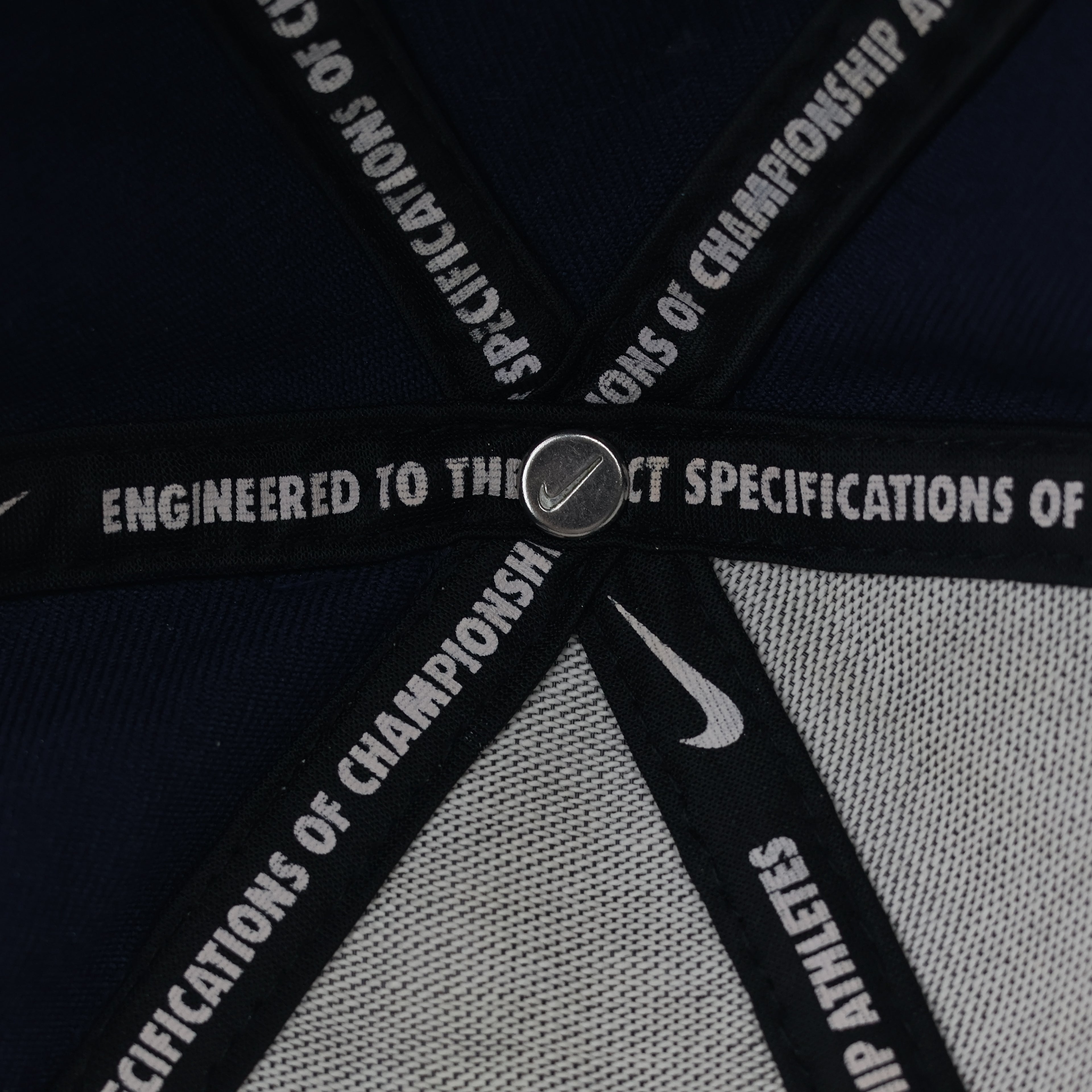 Vintage Nike True Wool Blend Thrifted Snapback - Navy & White Flat Brim Cap
