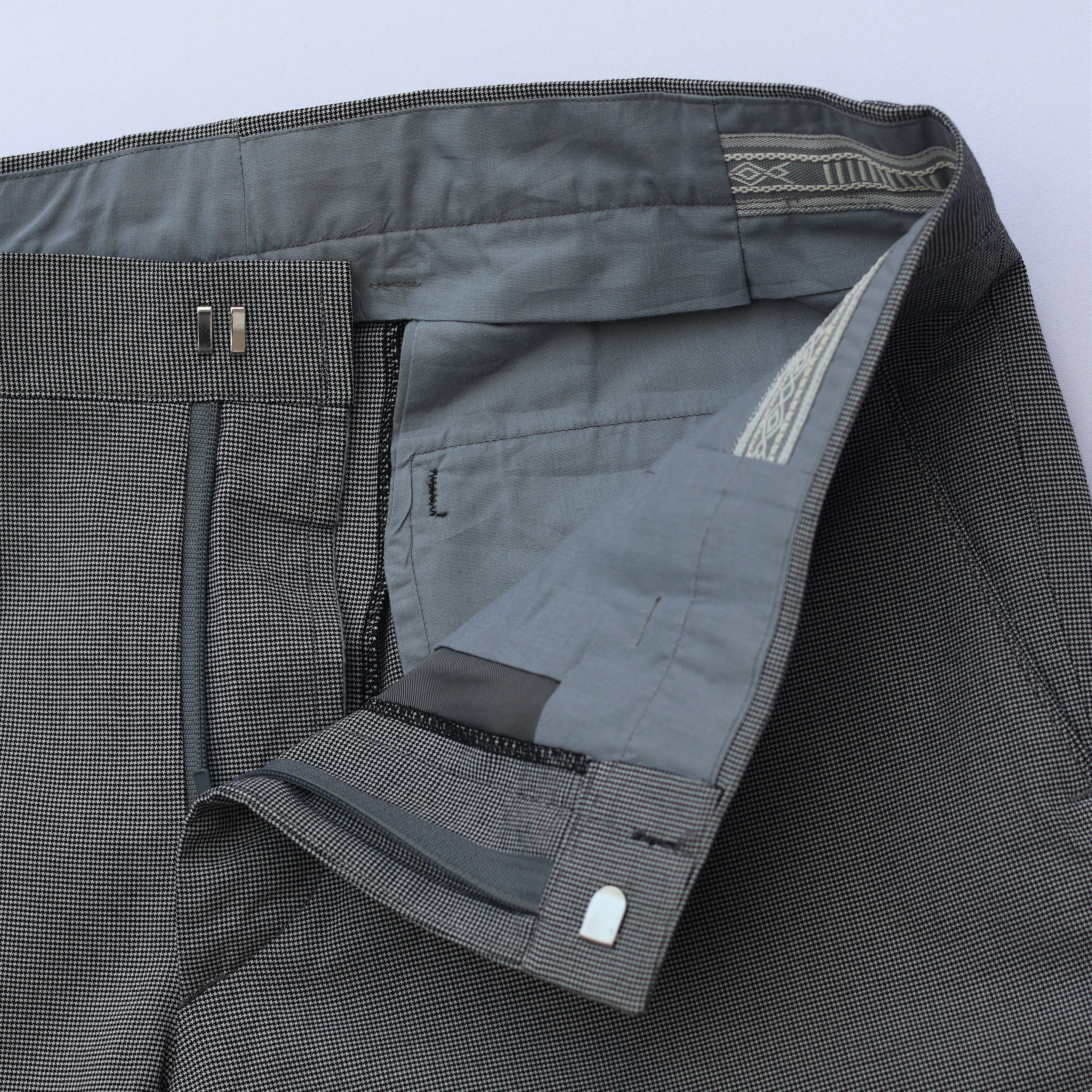 Men’s Grey Micro-Check Formal Trousers – Waist 32 | Length 41 | Classic Office Wear Pants (L Size)
