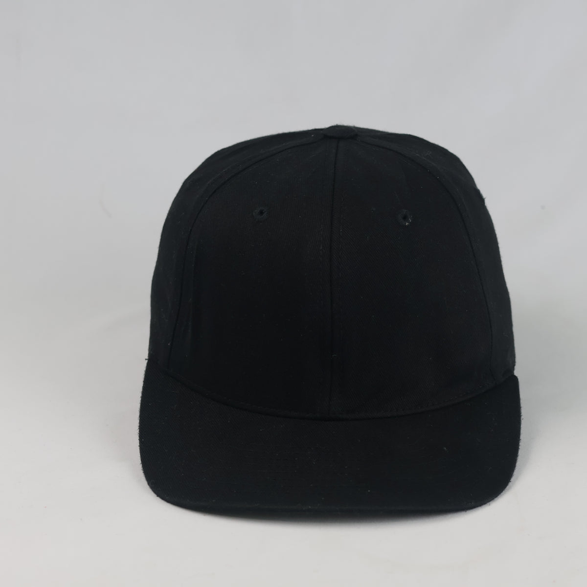 Thrifted Flexfit by Yupoong Minimalist Black Cap (56-57 cm) |10698