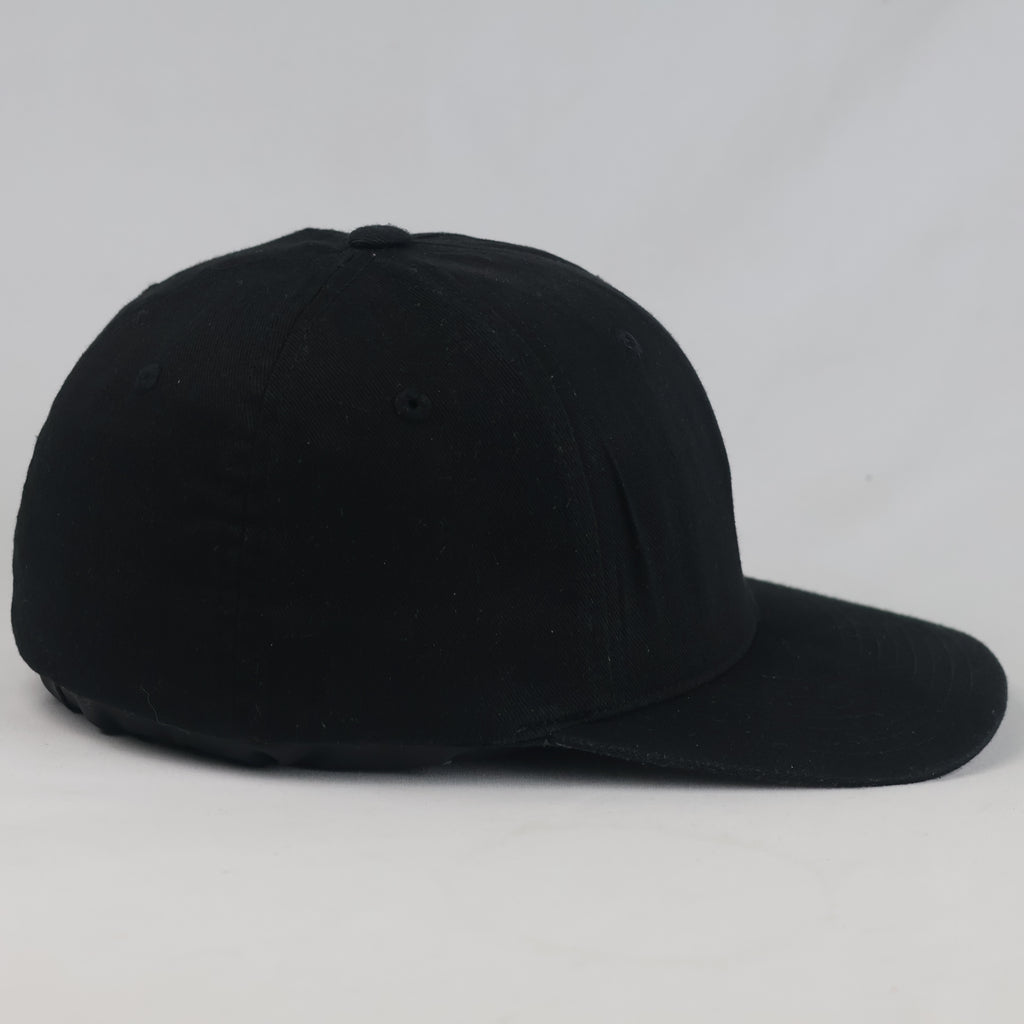 Thrifted Flexfit by Yupoong Minimalist Black Cap (56-57 cm) |10698