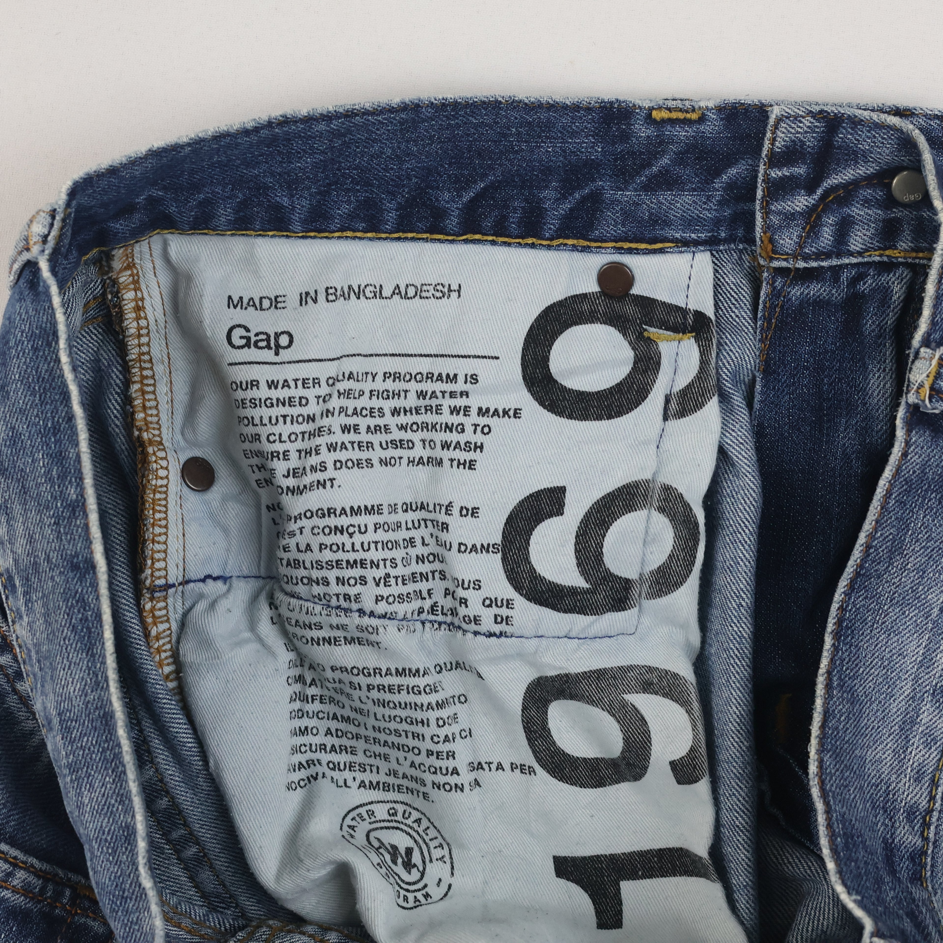 Gap 1969 Slim Medium Wash Thrifted Denim Jeans/ J1004
