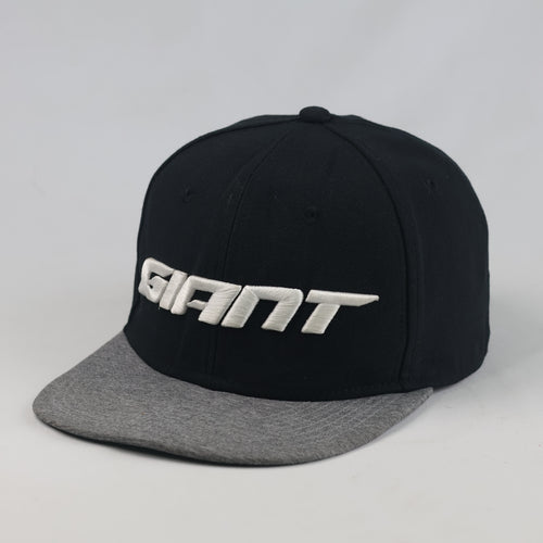 Thrifted Thrifted Giant Black & Grey Flat Brim Snapback Hat (57-59 cm) |10694
