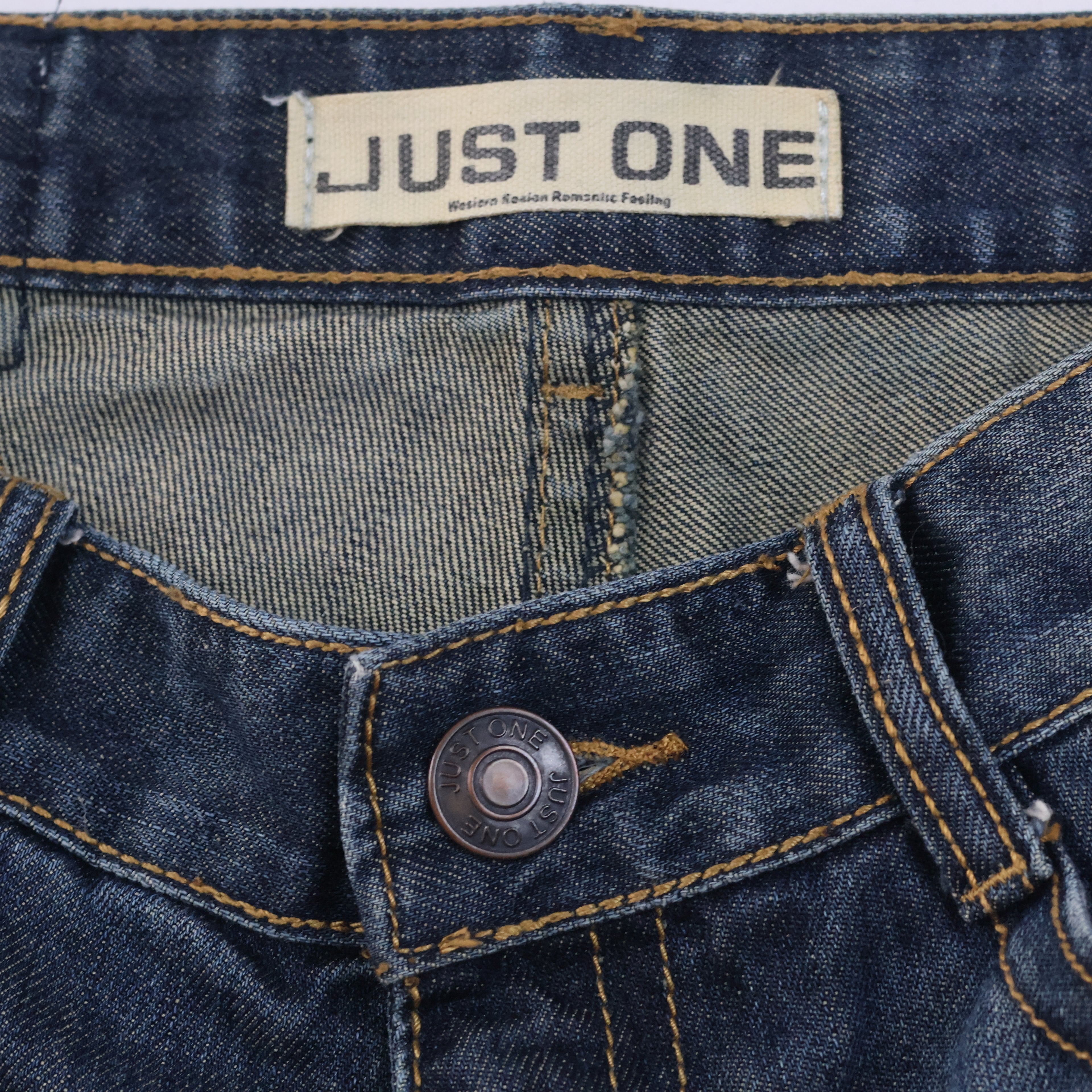 Thrifted Just One Men's Heavily Faded Blue Denim Jeans Waist: 32/ J1008