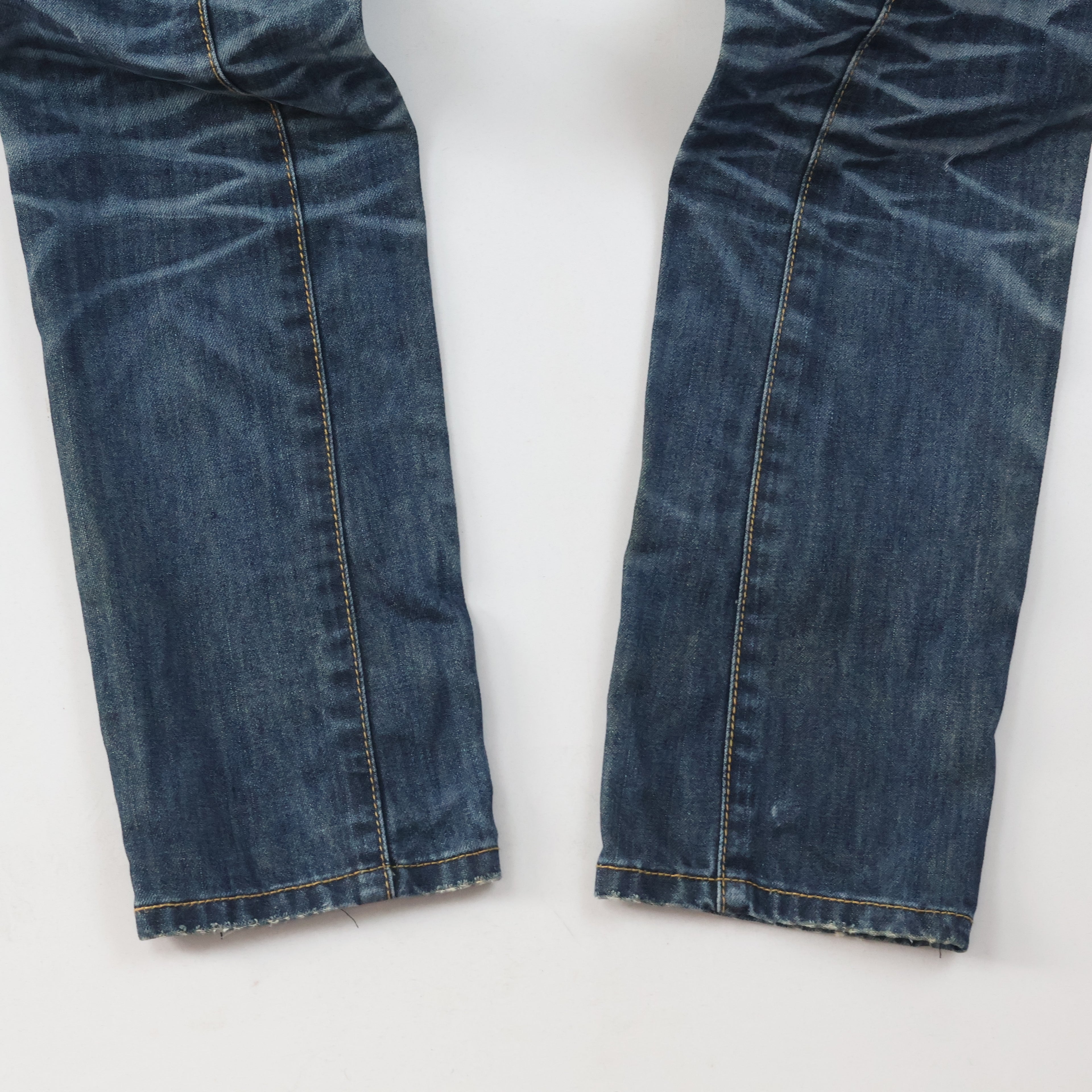 Thrifted Just One Men's Heavily Faded Blue Denim Jeans Waist: 32/ J1008