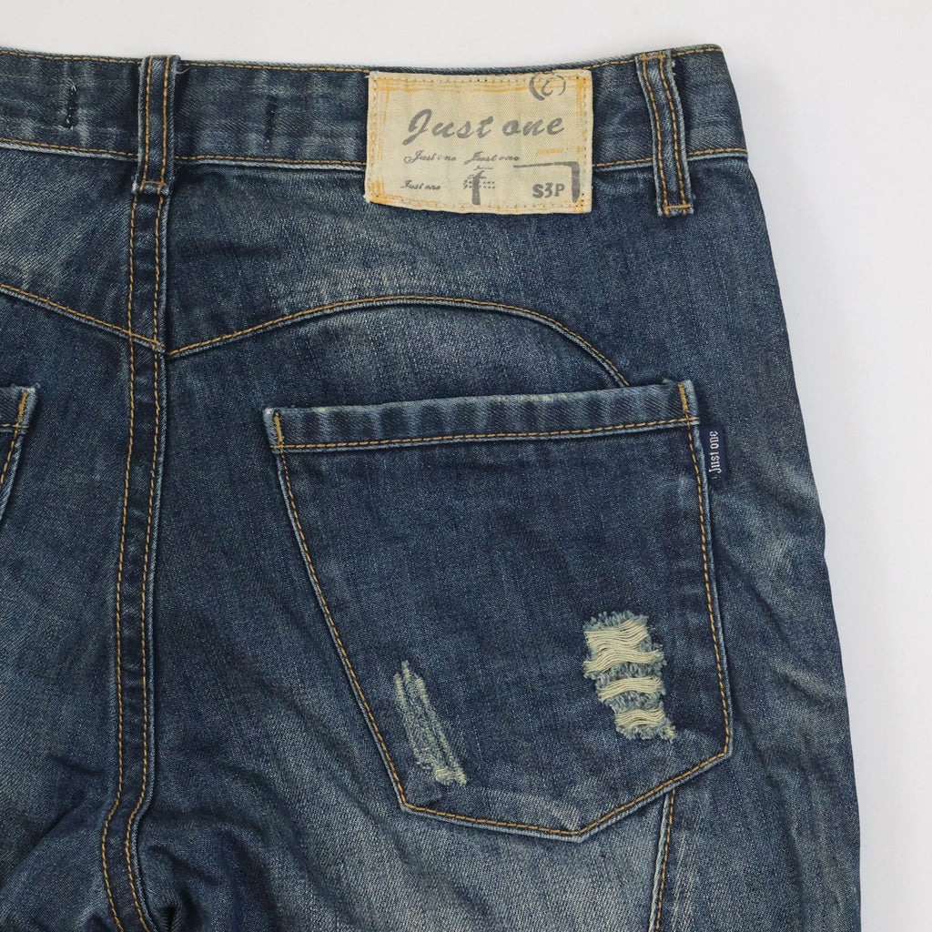Thrifted Just One Men's Heavily Faded Blue Denim Jeans Waist: 32/ J1008