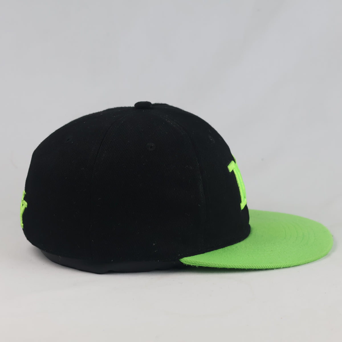 Thrifted Streetwear Black Cap with Neon Green NY Embroidery (57 cm) |10692