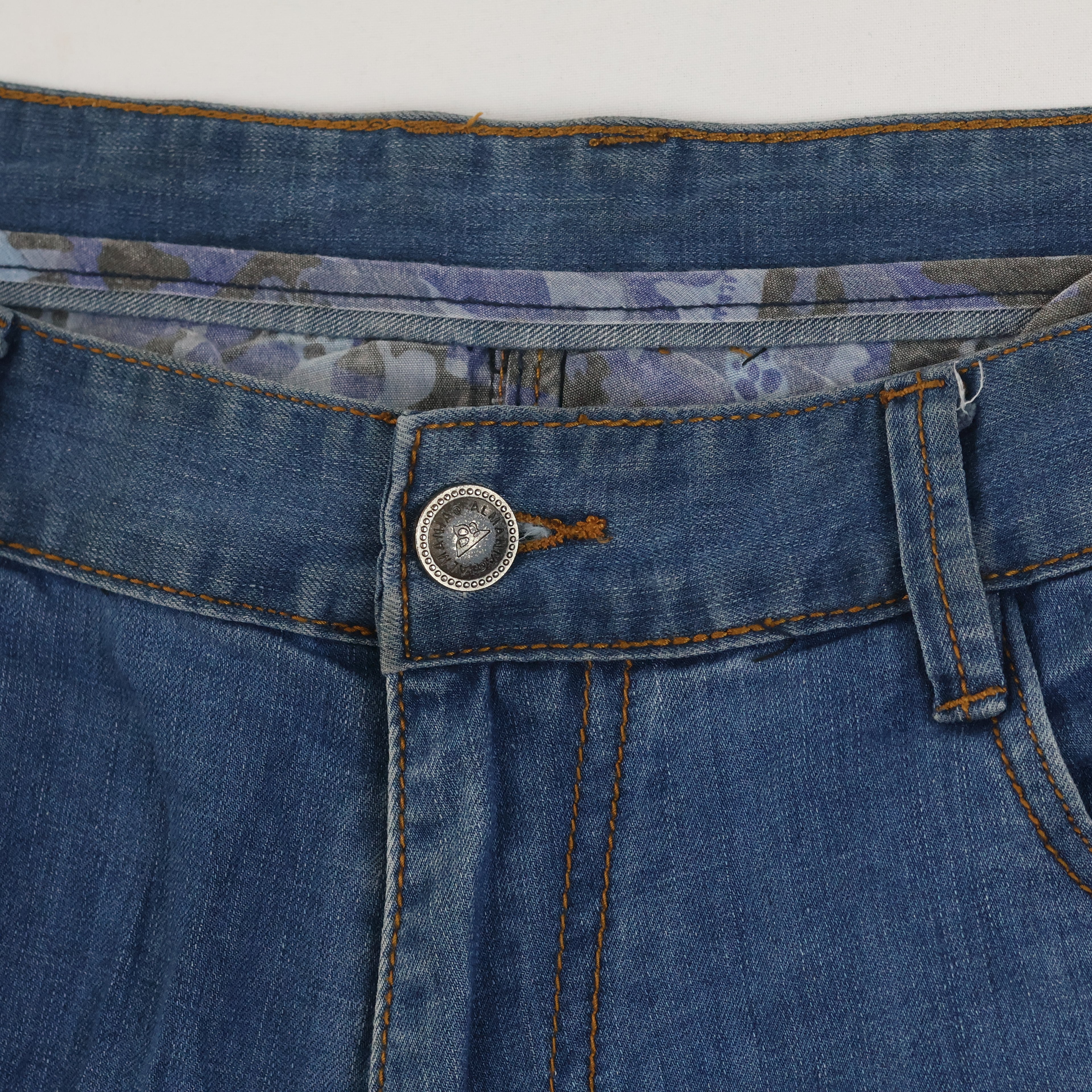 Thrifted Men's Blue Straight Leg Denim Jeans 36-37 Waist/ J1007