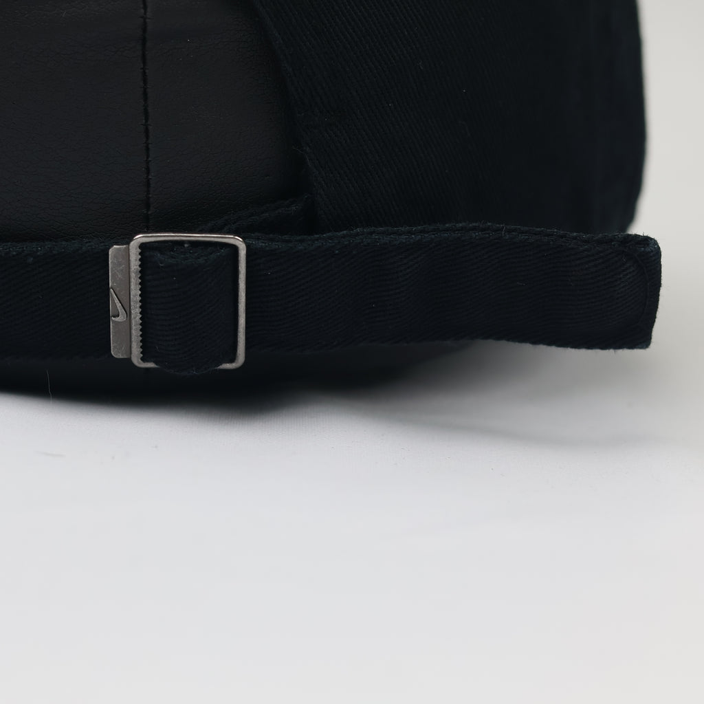 Nike Heritage86 Futura Washed Thrifted Adjustable Cap – Navy Blue