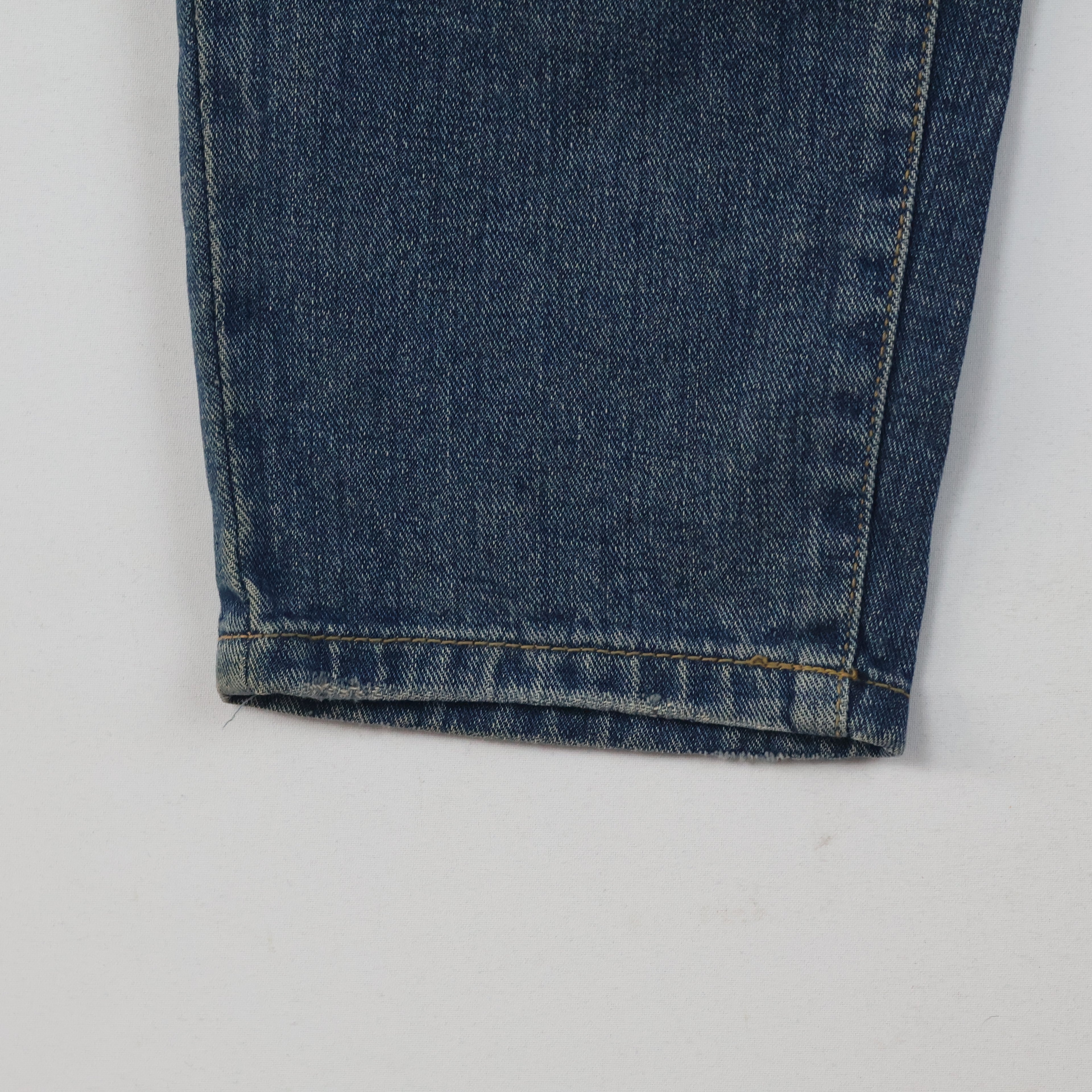 Thrifted Denim Washing Room Men's Ripped Blue Jeans 32 Waist/ J1051