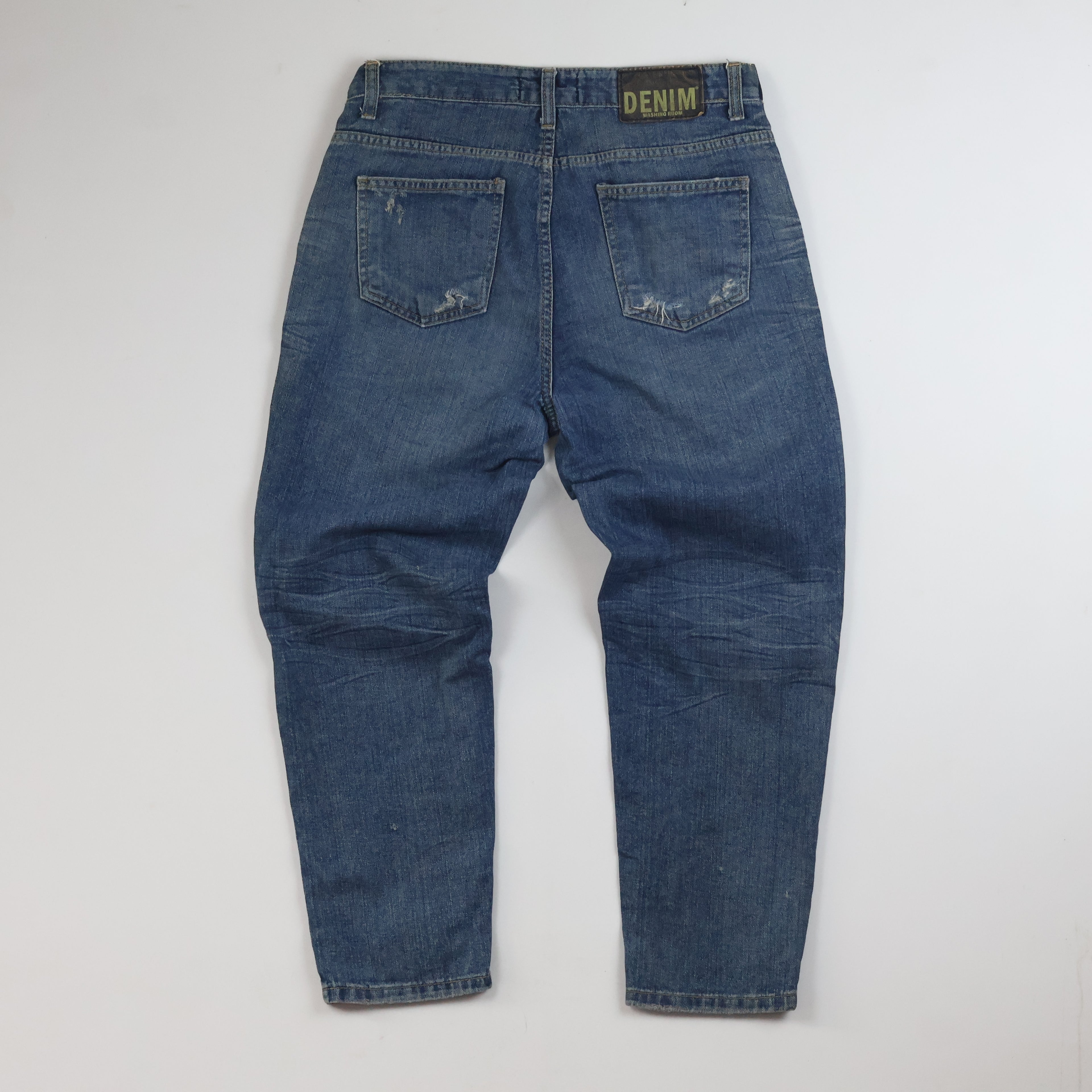 Thrifted Denim Washing Room Men's Ripped Blue Jeans 32 Waist/ J1051