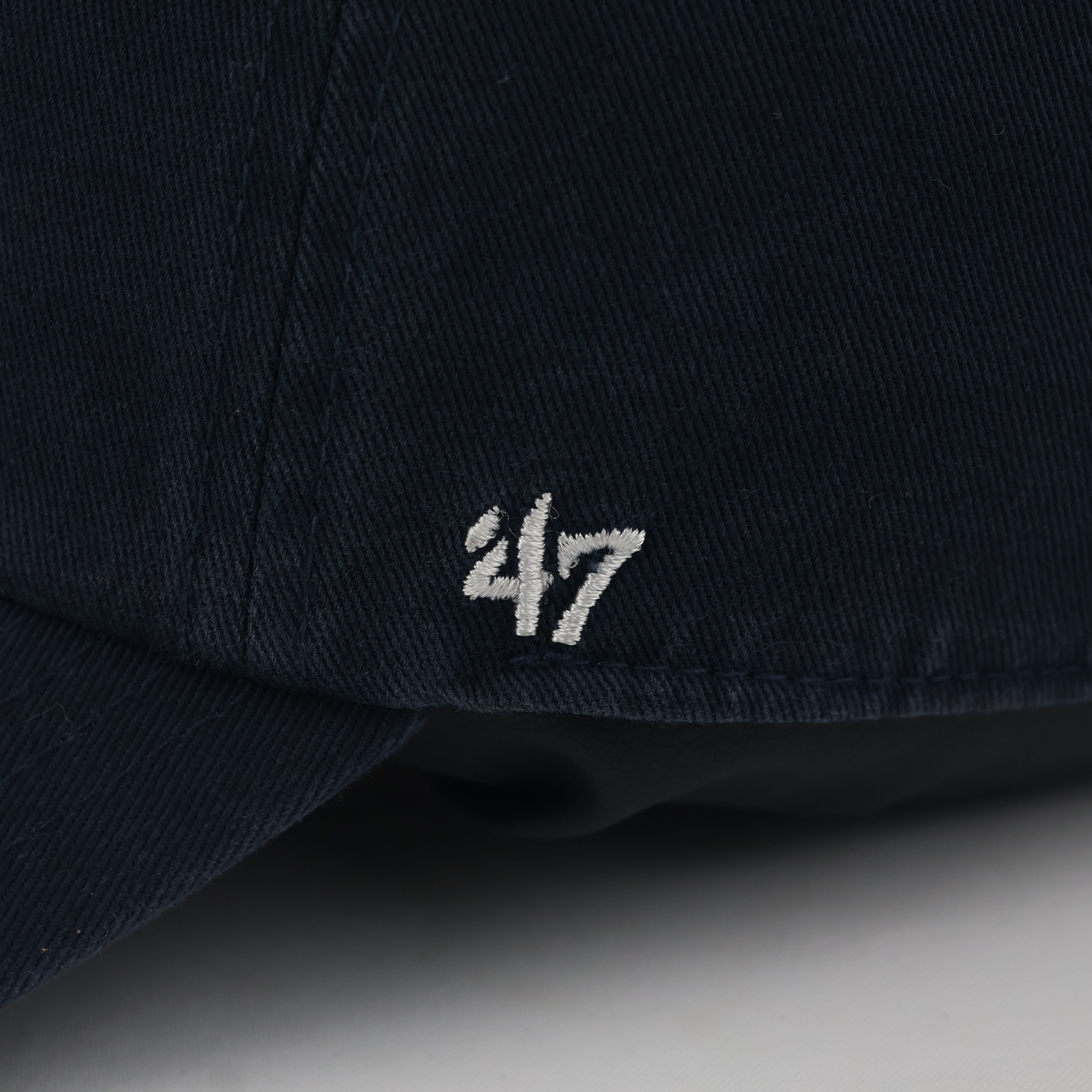 Thrifted '47 Brand MLB Boston Red Sox Embroidered Navy Cap