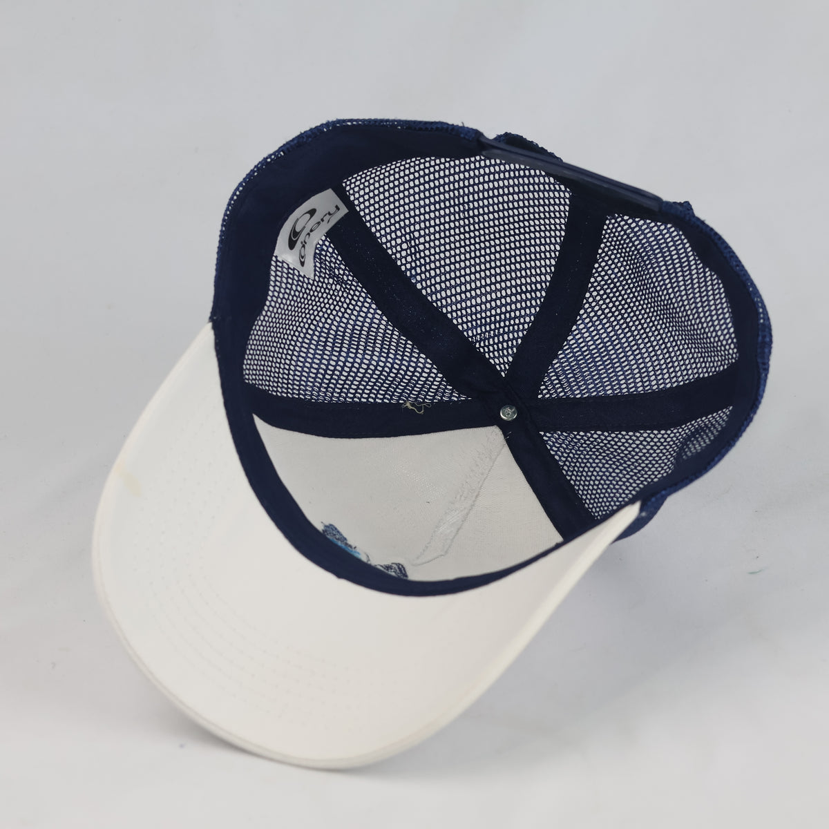 Thrifted Conery Cyprus Embroidered White & Blue Trucker Cap (57-58 cm) |10703